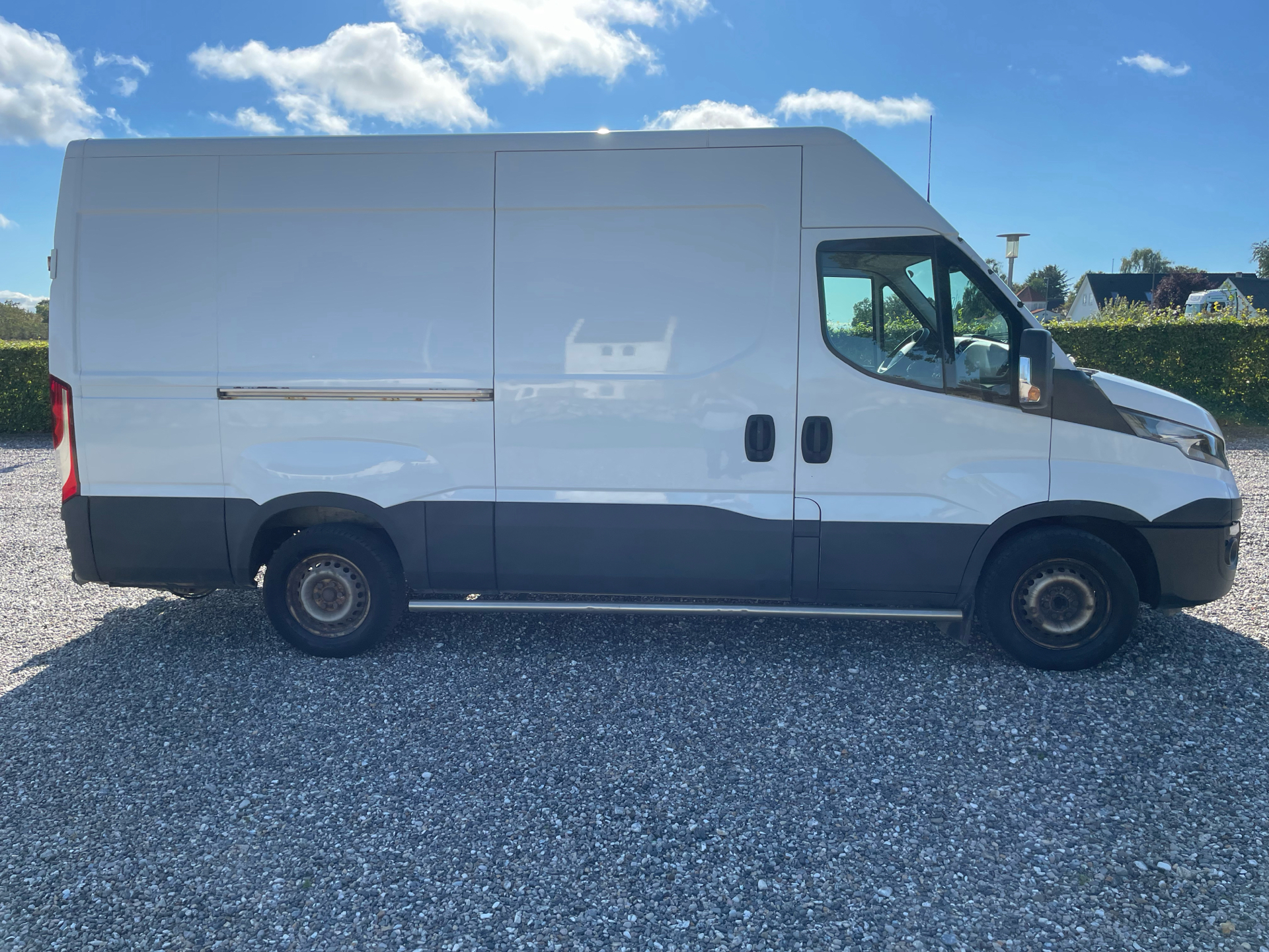 Billede af Iveco Daily 35S16 12m3 2,3 D 156HK Van 8g Aut.