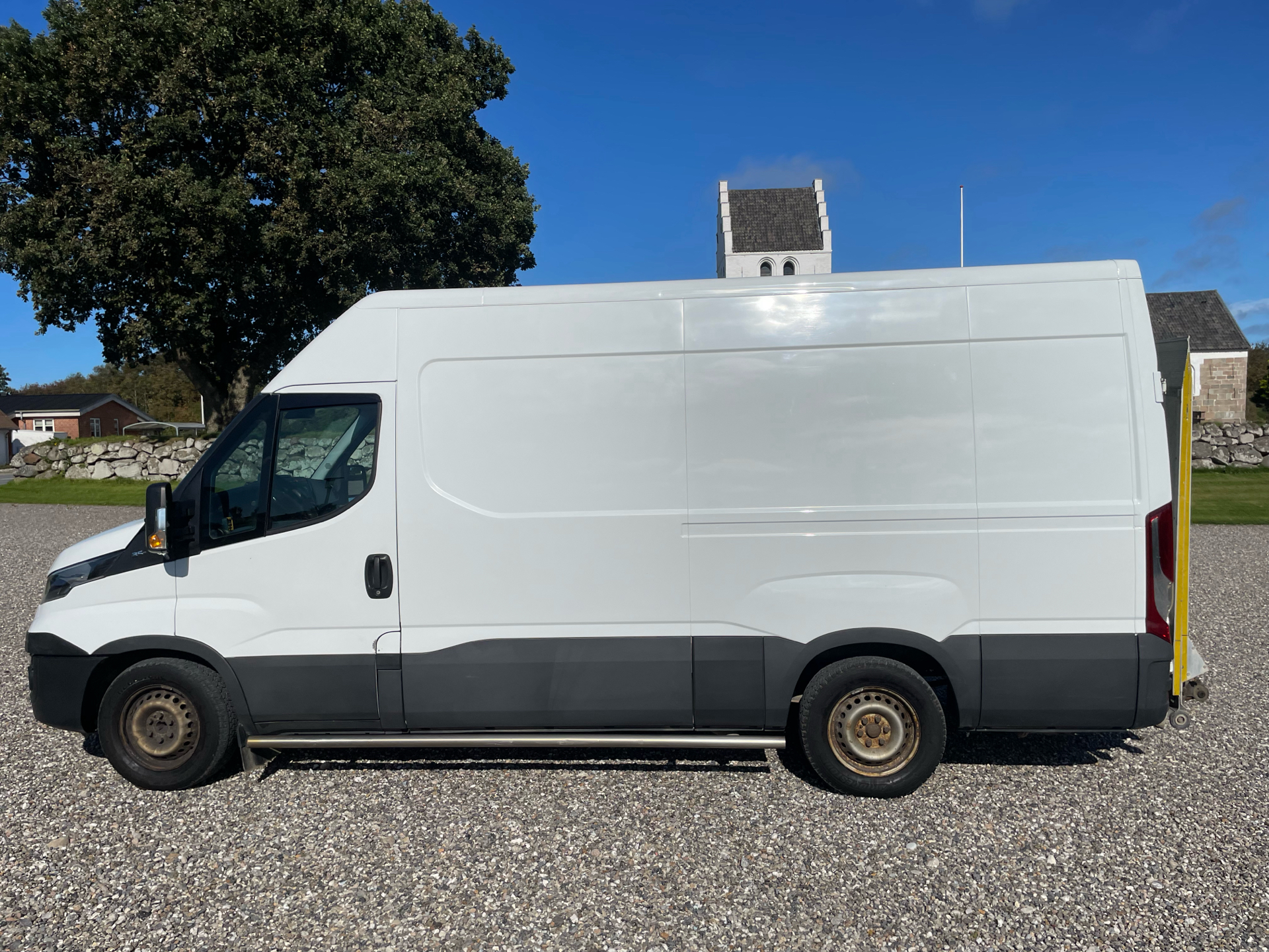 Billede af Iveco Daily 35S16 12m3 2,3 D 156HK Van 8g Aut.