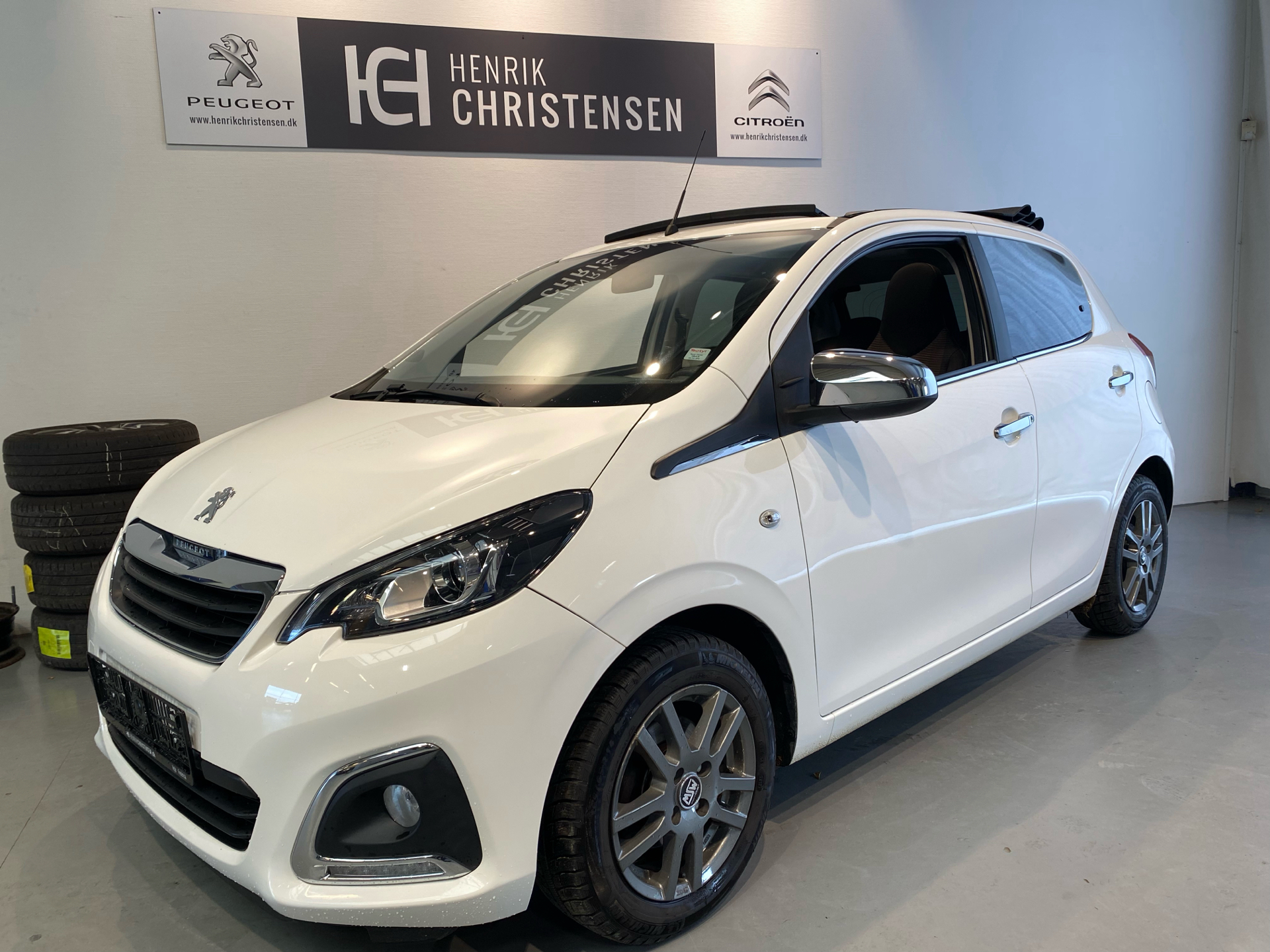 Billede af Peugeot 108 1,0 e-Vti Allure Top! 69HK 5d