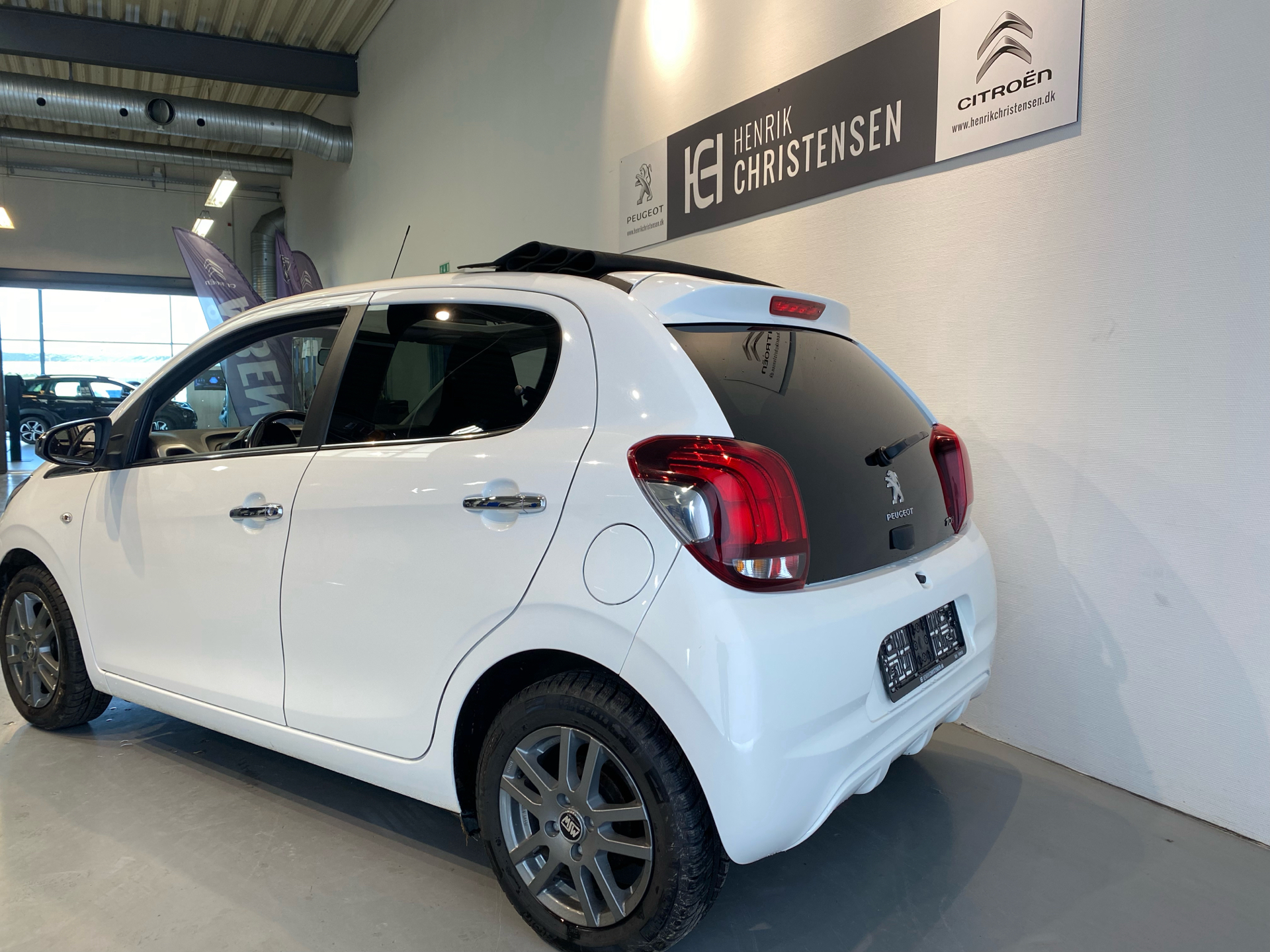 Billede af Peugeot 108 1,0 e-Vti Allure Top! 69HK 5d