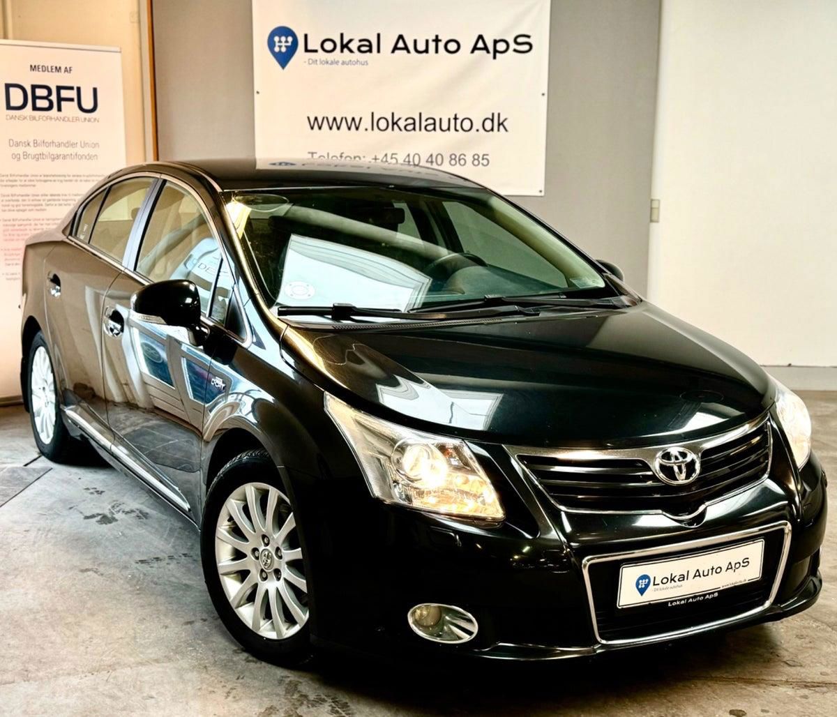 Toyota Avensis 2011