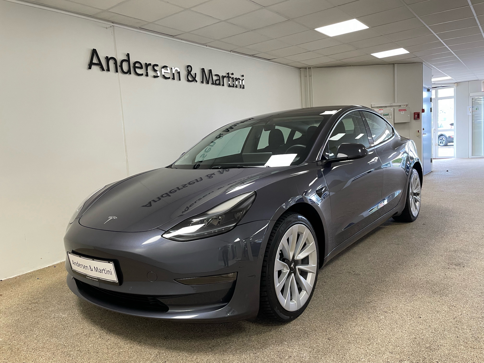 Billede af Tesla Model 3 EL Long Range 19'' AWD 498HK Aut. 