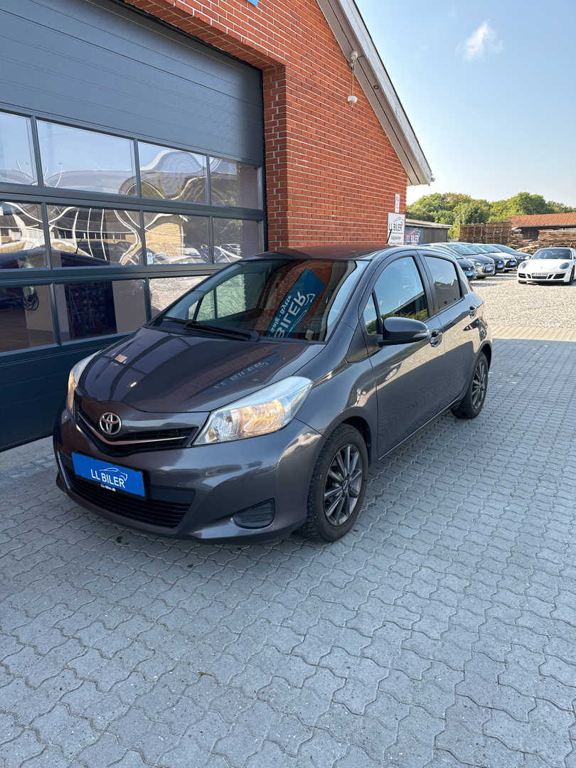 Billede af Toyota Yaris 1,3 VVT-I T2 Touch 100HK 5d 6g