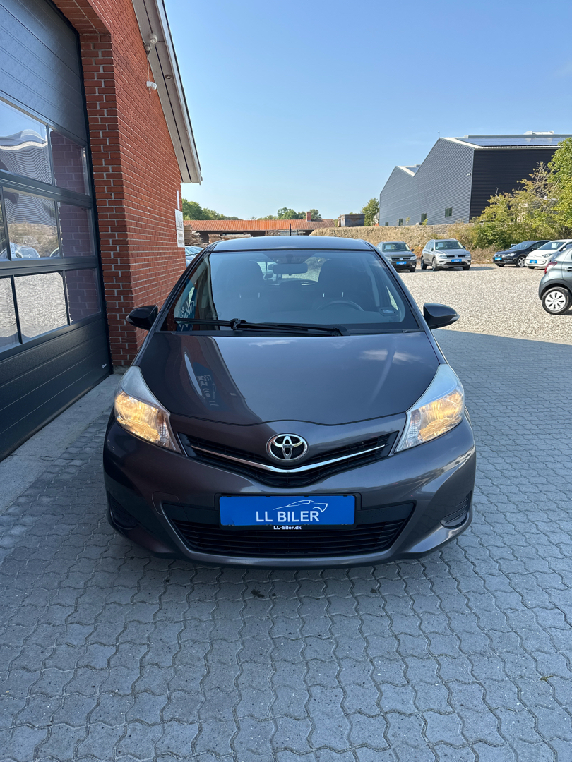 Billede af Toyota Yaris 1,3 VVT-I T2 Touch 100HK 5d 6g