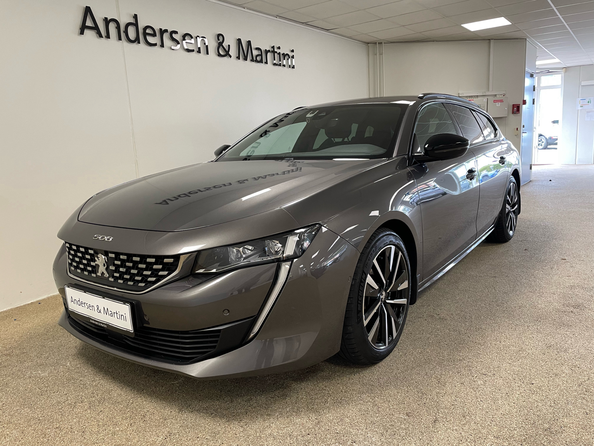 Billede af Peugeot 508 SW 1,6 PureTech  Plugin-hybrid GT EAT8 start/stop 225HK Stc 8g Aut.