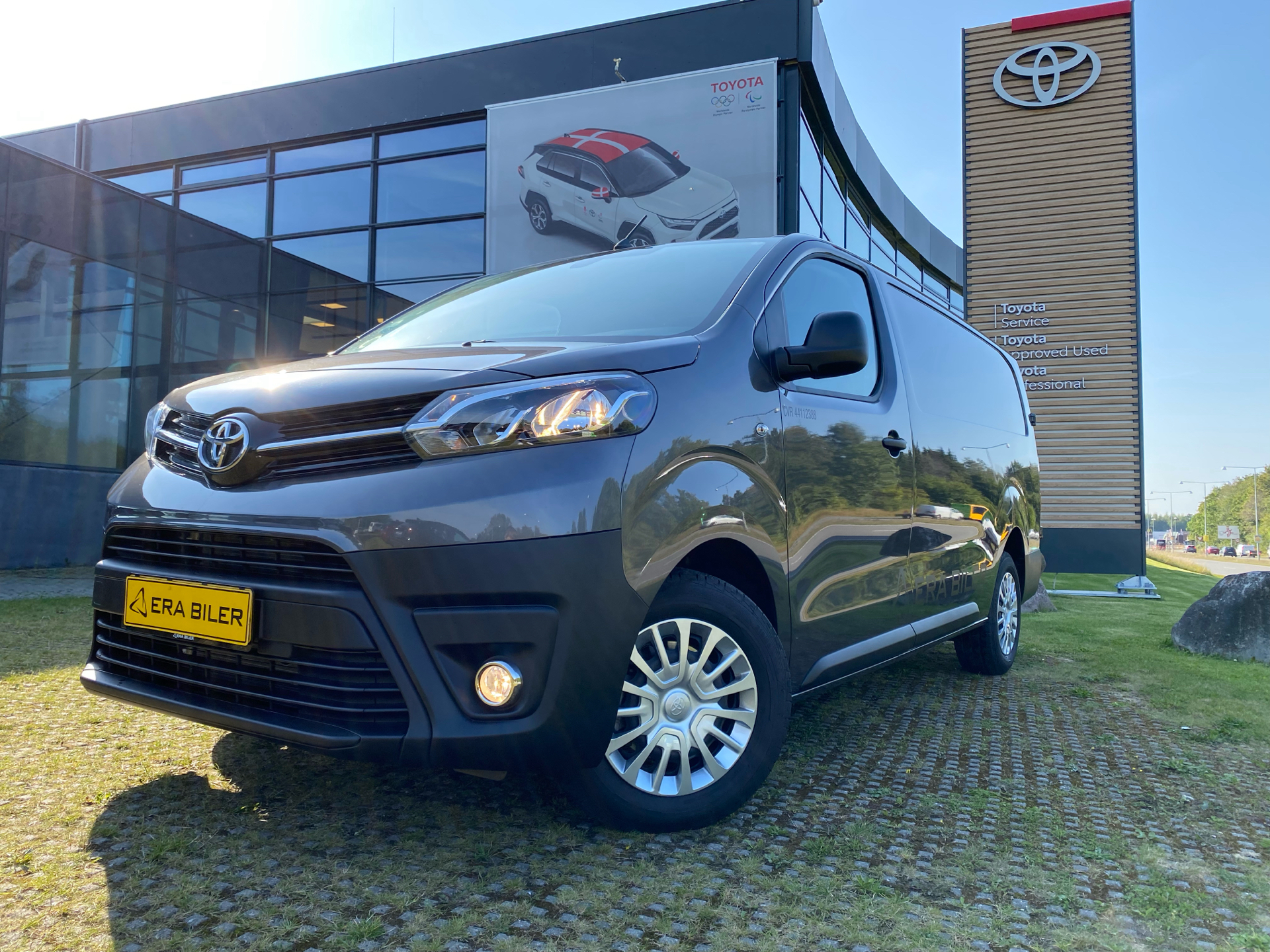 Billede af Toyota Proace Long 2,0 D Comfort Master 144HK Van 8g Aut.