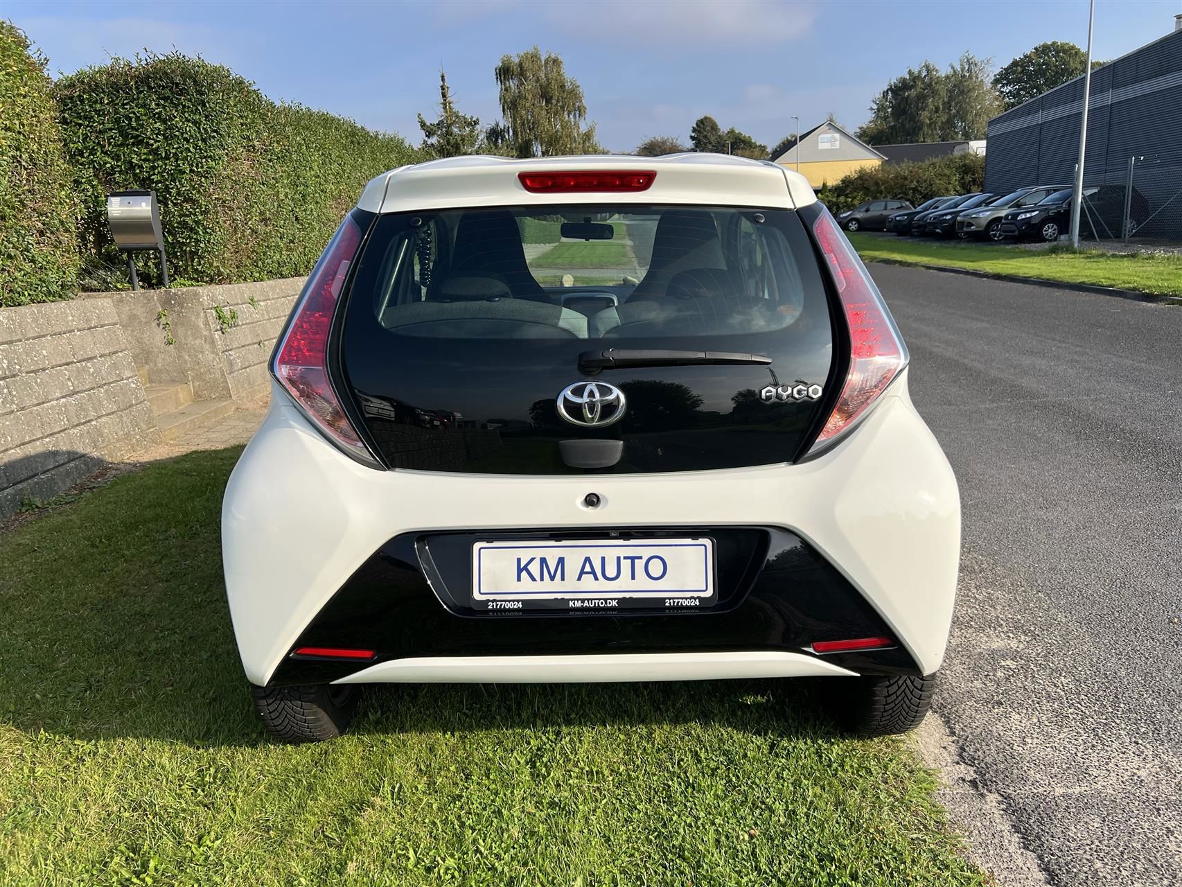 Billede af Toyota Aygo 1,0 VVT-I X-Play + X-Touch 69HK 5d