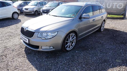 Skoda Superb 2,0 TDI Common Rail DPF Elegance DSG 170HK 5d 6g Aut.