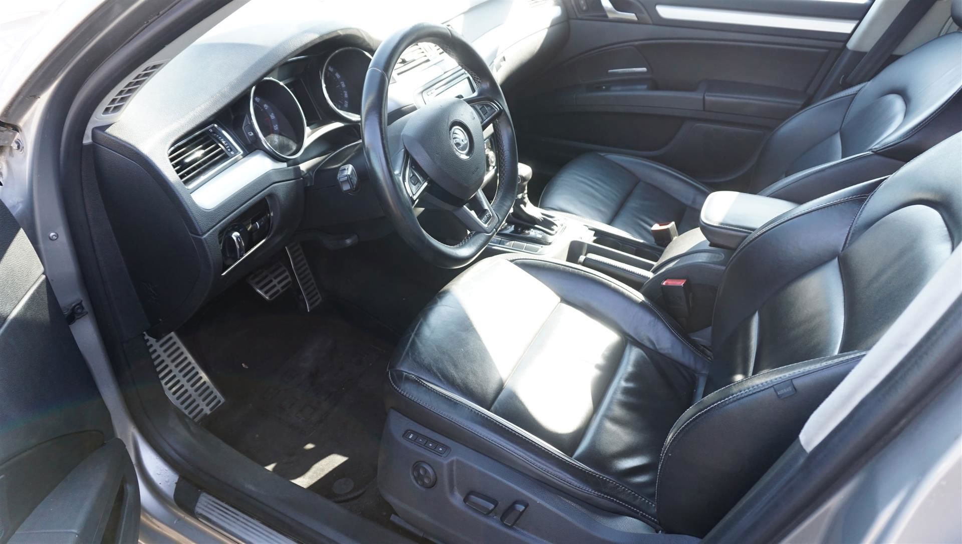 Billede af Skoda Superb 2,0 TDI Common Rail DPF Elegance DSG 170HK 5d 6g Aut.