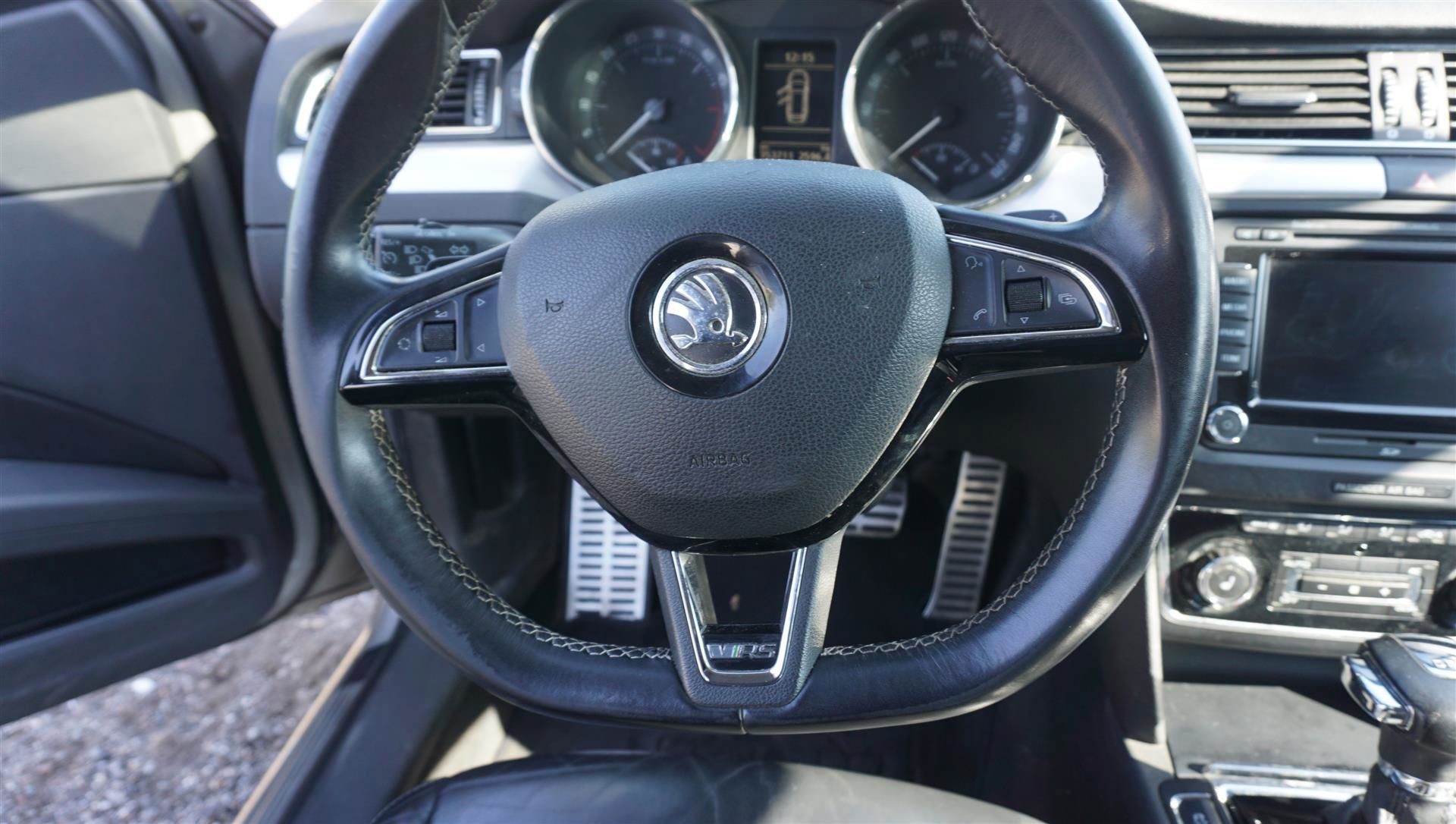 Billede af Skoda Superb 2,0 TDI Common Rail DPF Elegance DSG 170HK 5d 6g Aut.