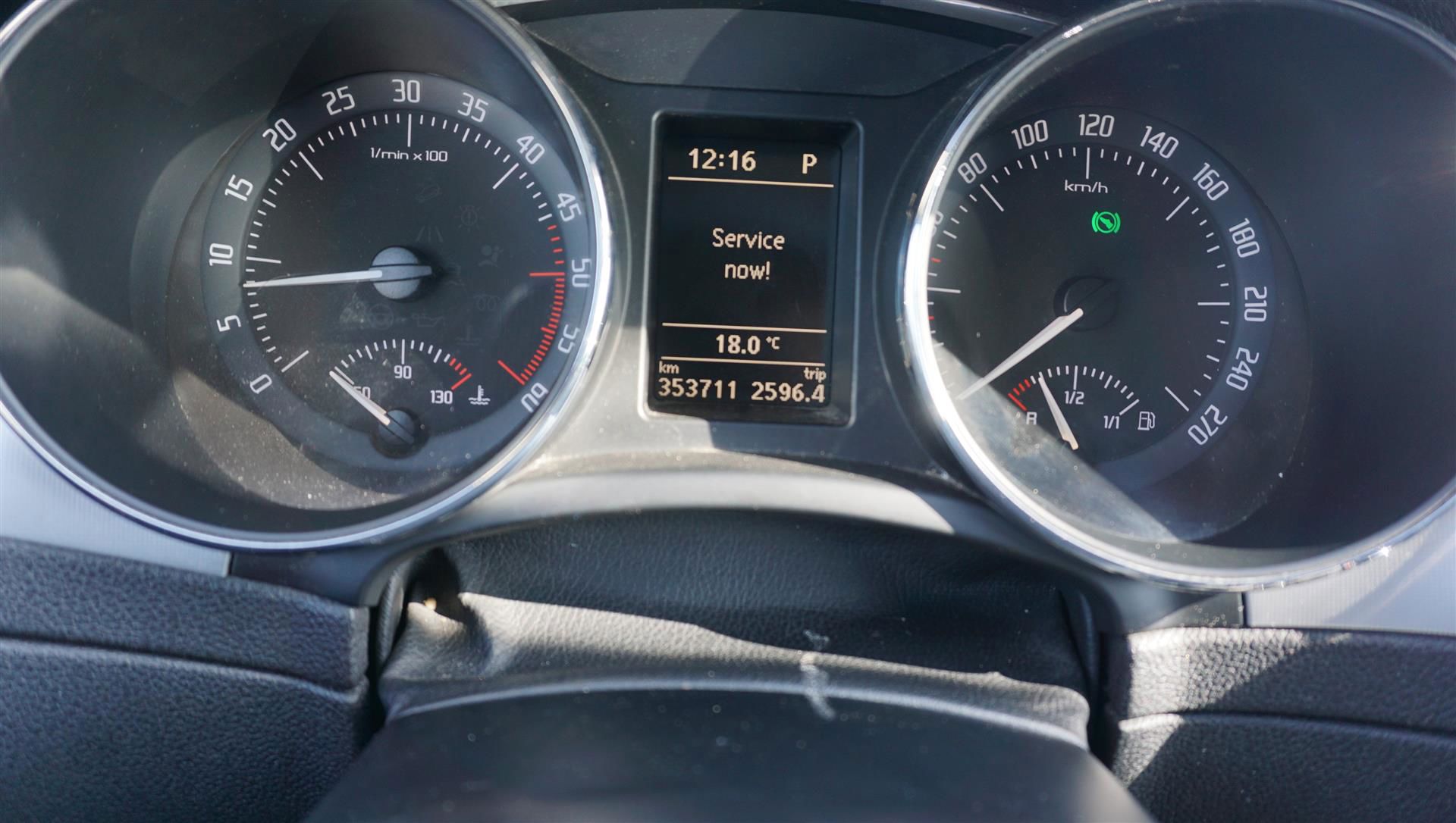 Billede af Skoda Superb 2,0 TDI Common Rail DPF Elegance DSG 170HK 5d 6g Aut.