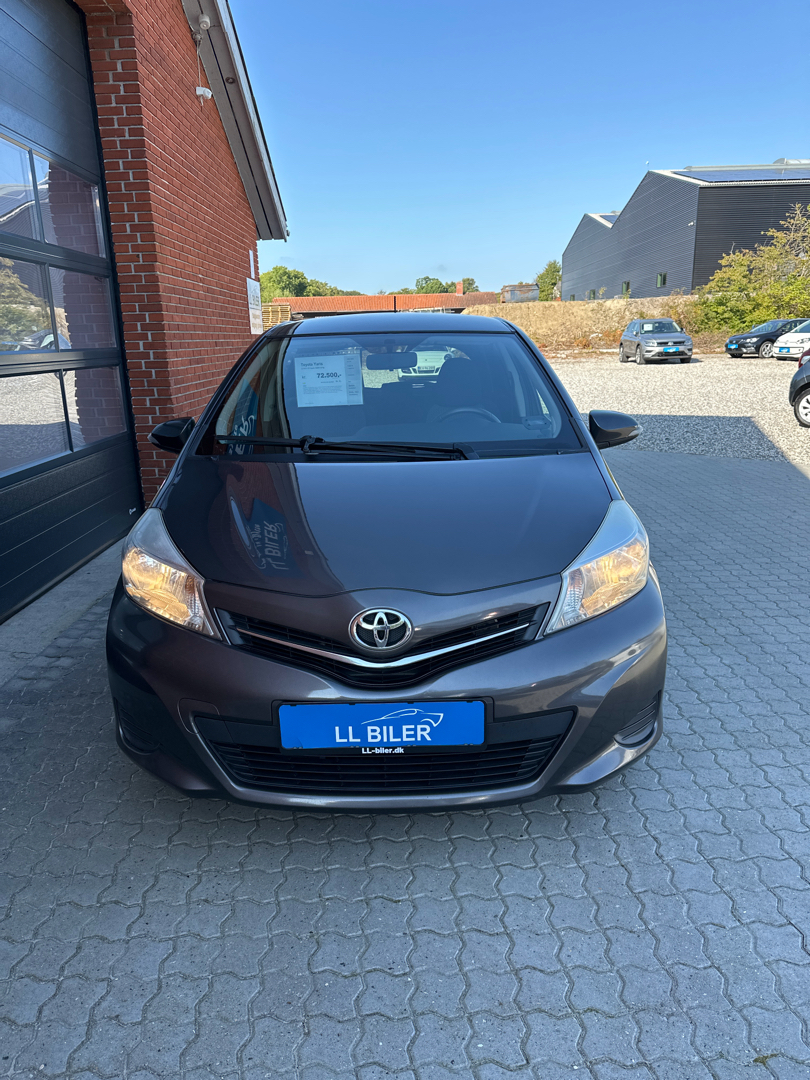 Billede af Toyota Yaris 1,3 VVT-I T2 Touch 100HK 5d 6g