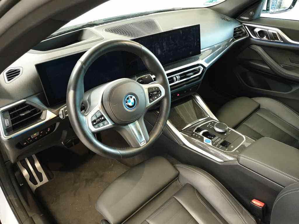 BMW i4 2023