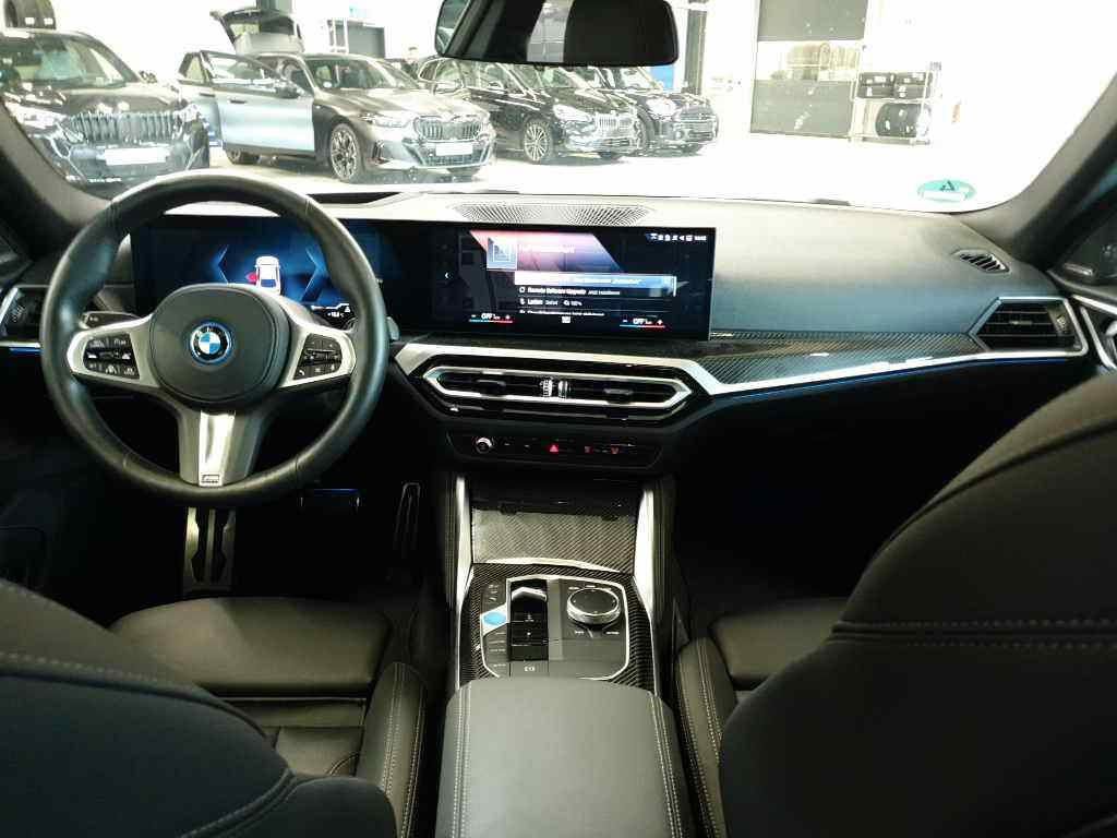 BMW i4 2023