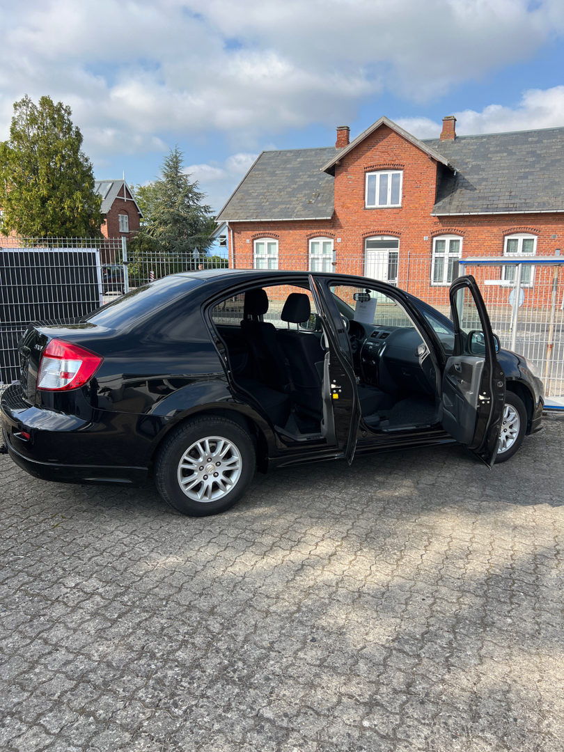 Billede af Suzuki SX4 1,6 GLX 120HK