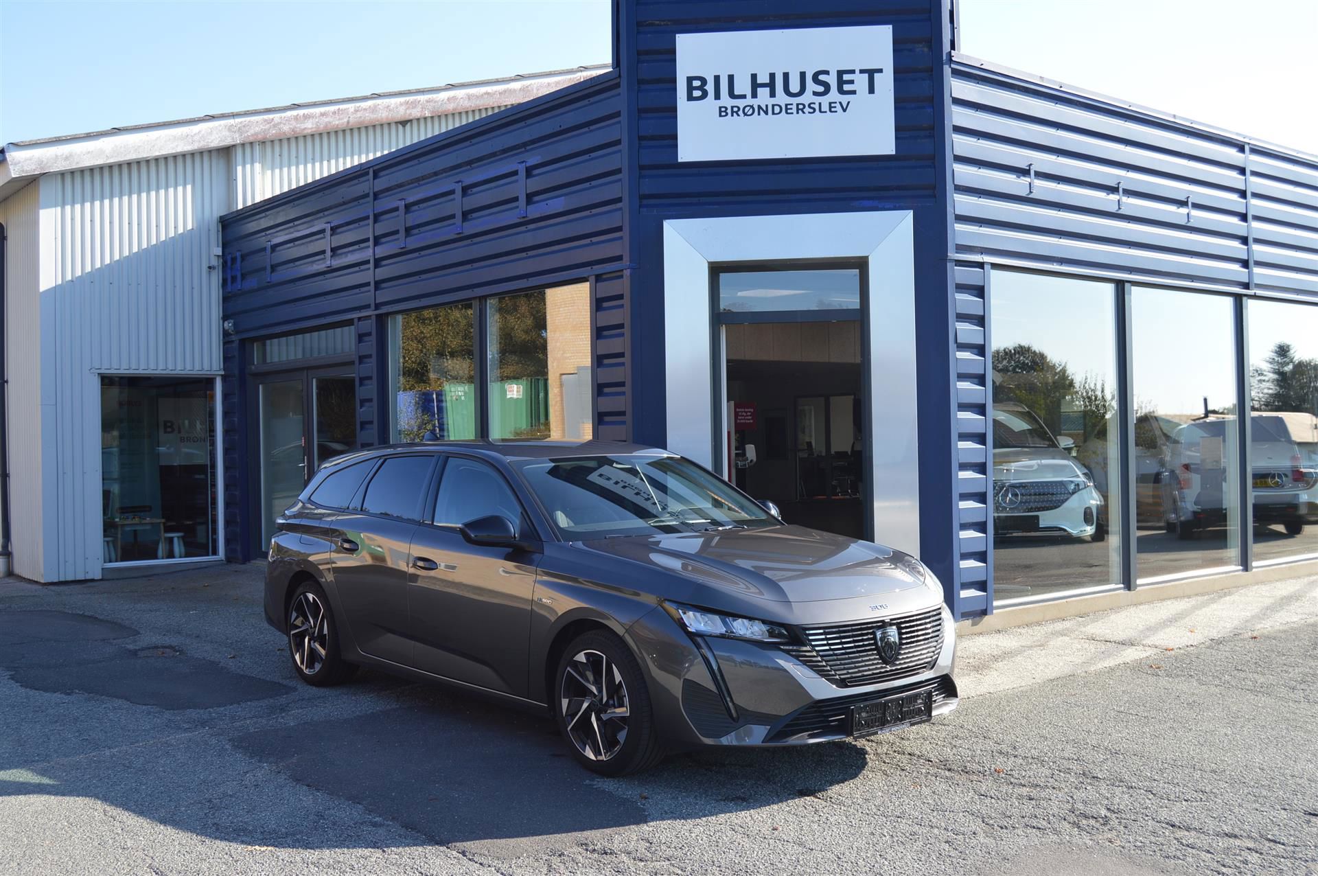 Billede af Peugeot 308 SW 1,6 Plugin-hybrid First Selection EAT8 180HK Stc 8g Aut.