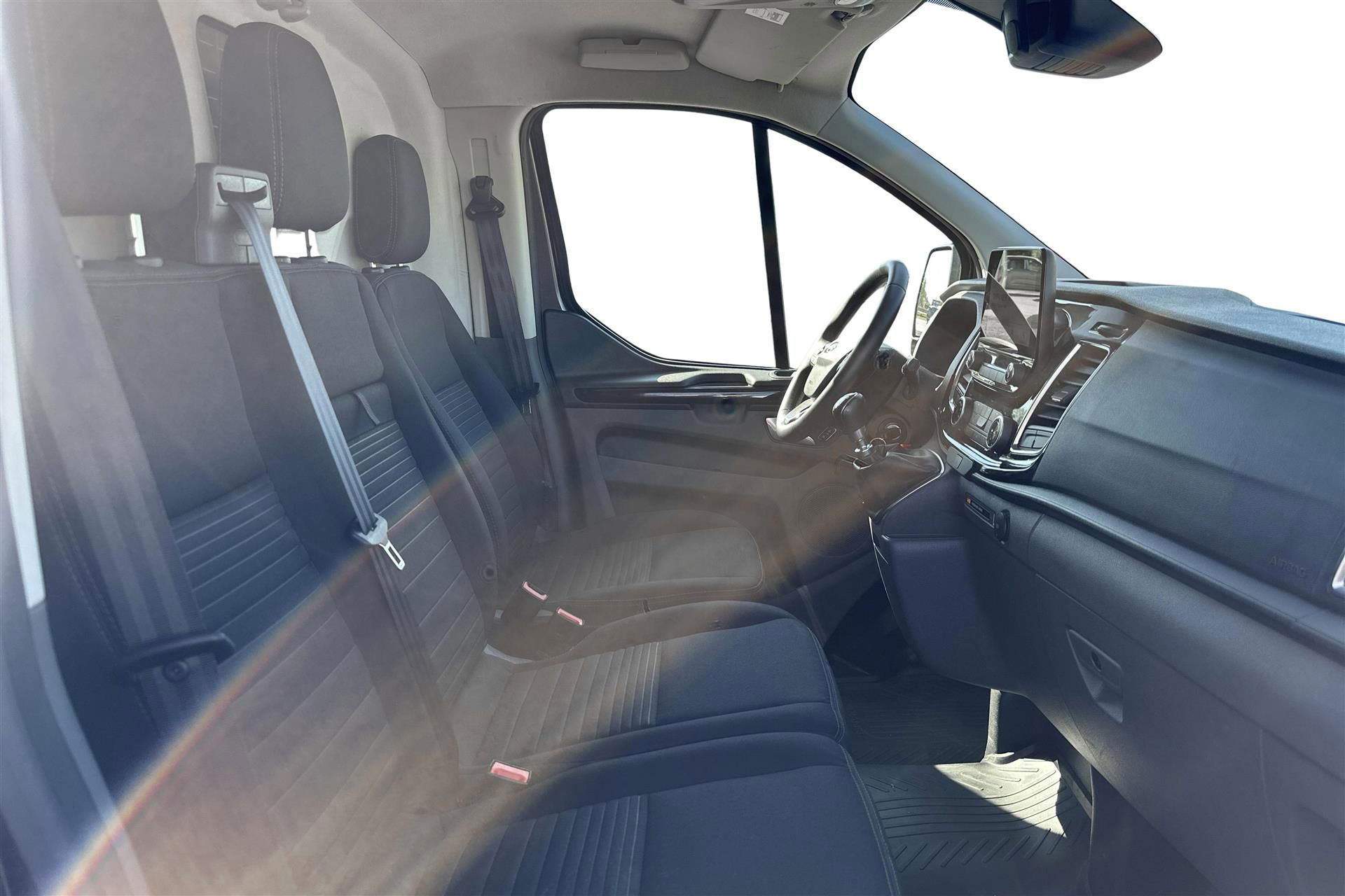 Billede af Ford Transit Custom 320 L2H1 2,0 TDCi Limited 170HK Van 6g