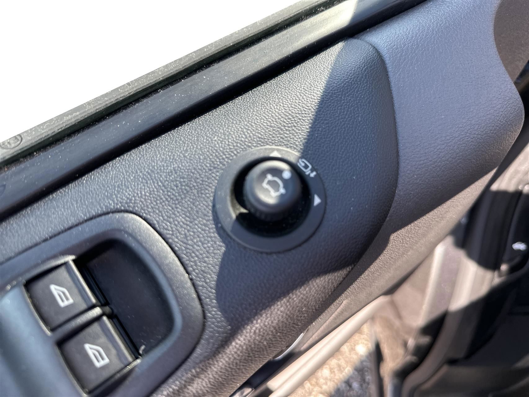 Billede af Ford Transit Custom 320 L2H1 2,0 TDCi Limited 170HK Van 6g