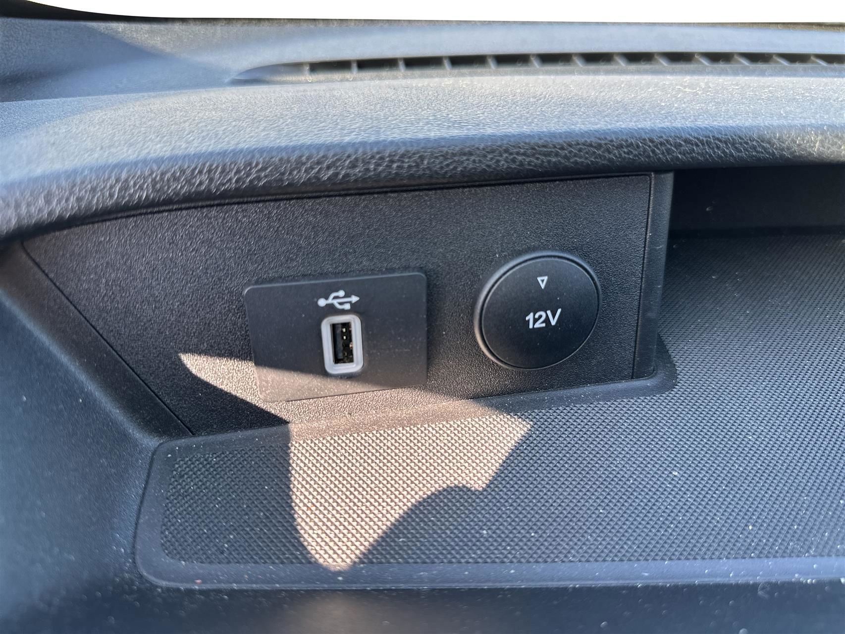 Billede af Ford Transit Custom 320 L2H1 2,0 TDCi Limited 170HK Van 6g