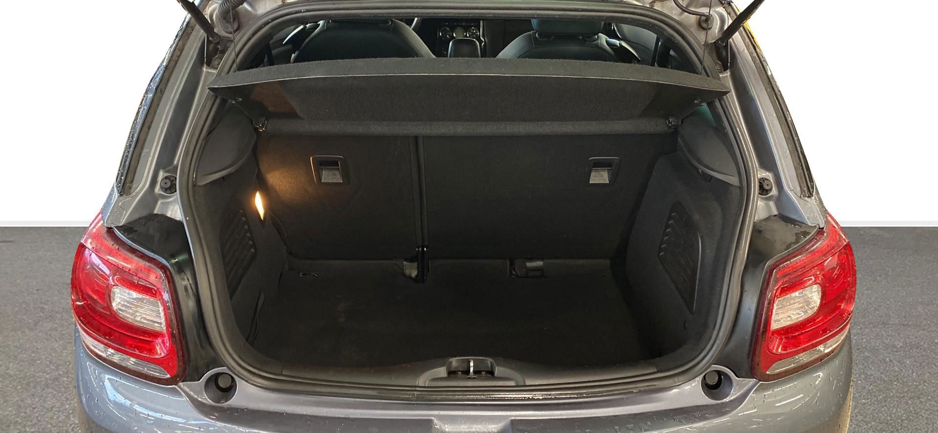 Billede af Citroën DS3 1,6 HDi FAP Dstyle 92HK 3d