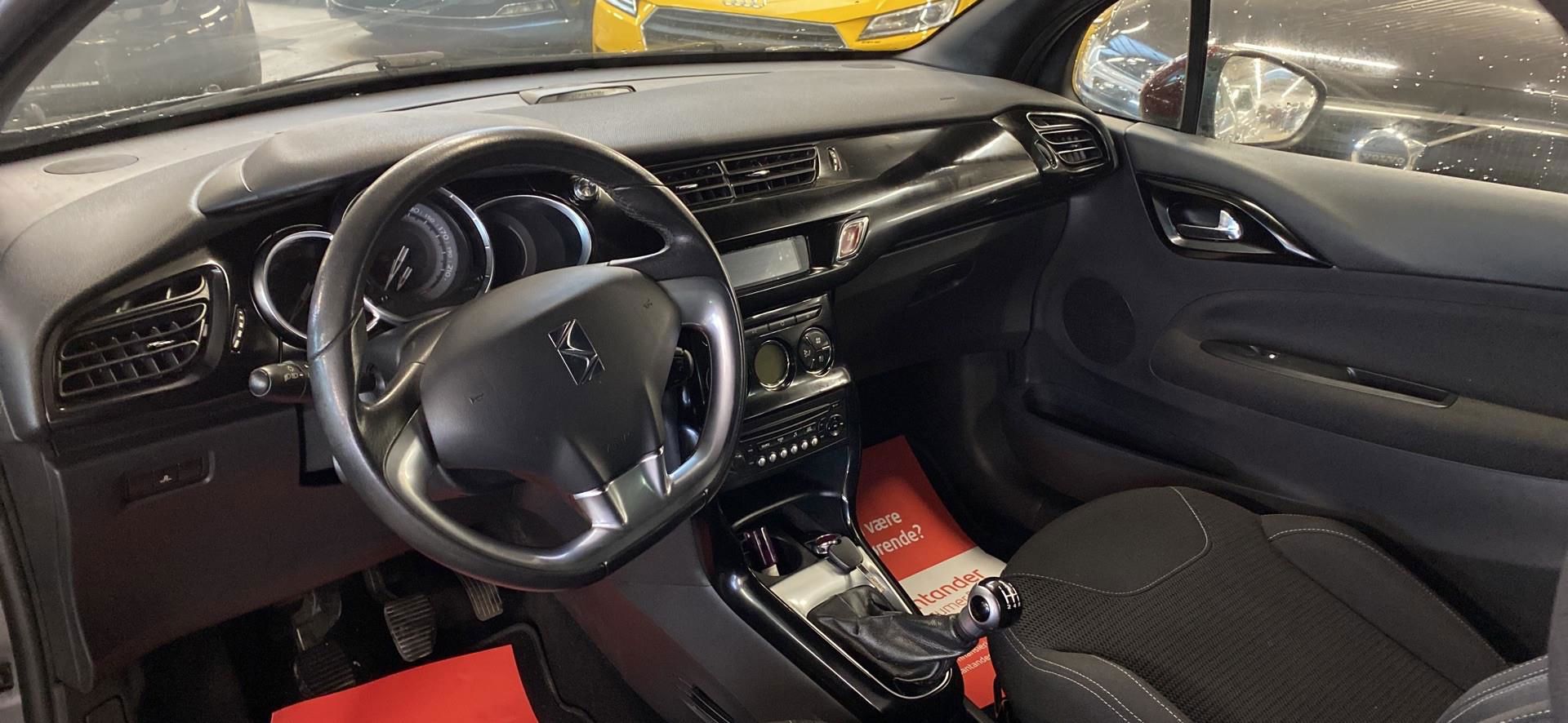 Billede af Citroën DS3 1,6 HDi FAP Dstyle 92HK 3d