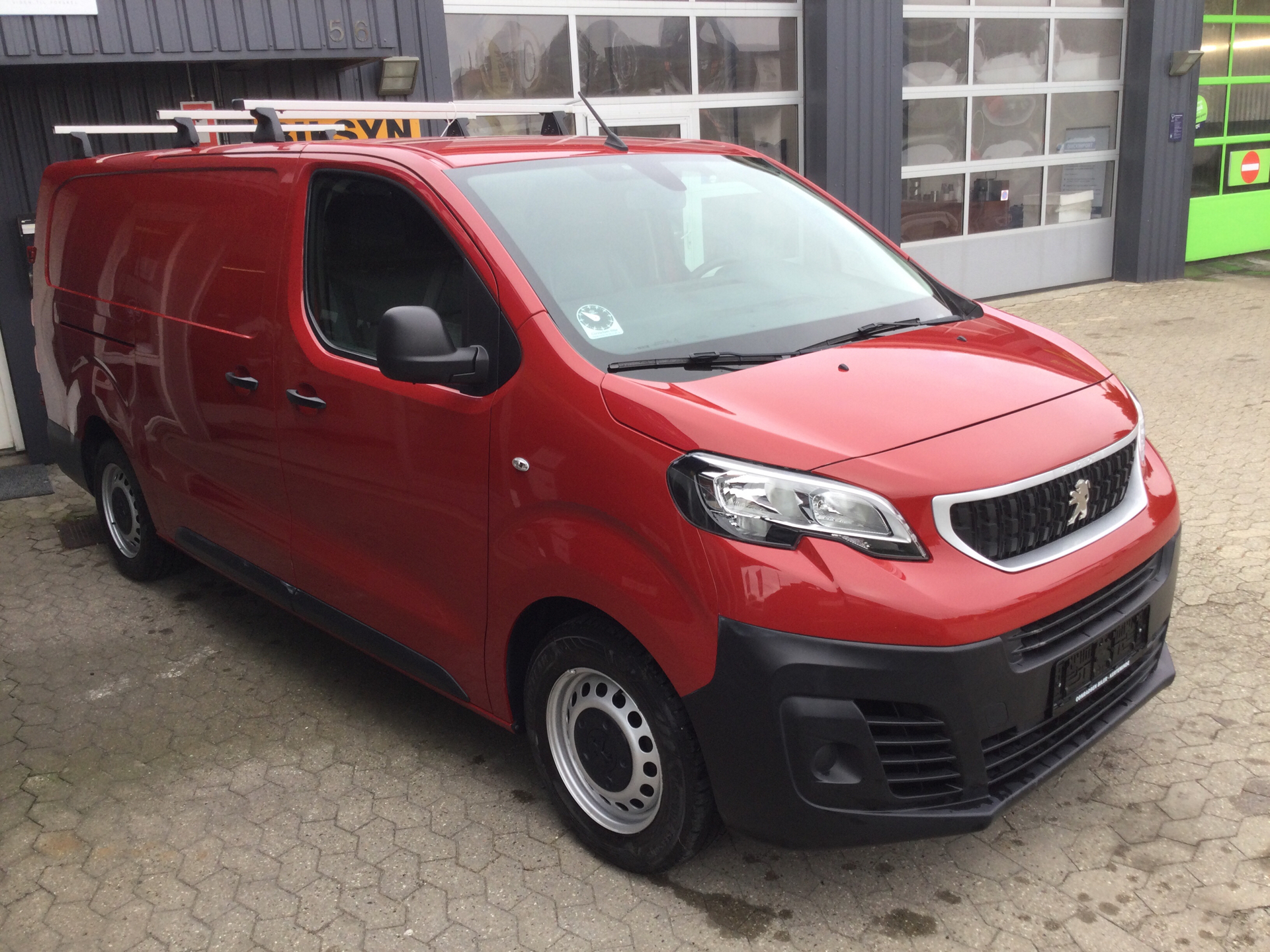 Billede af Peugeot Expert L3 2,0 BlueHDi Plus Pro 122HK Van 6g