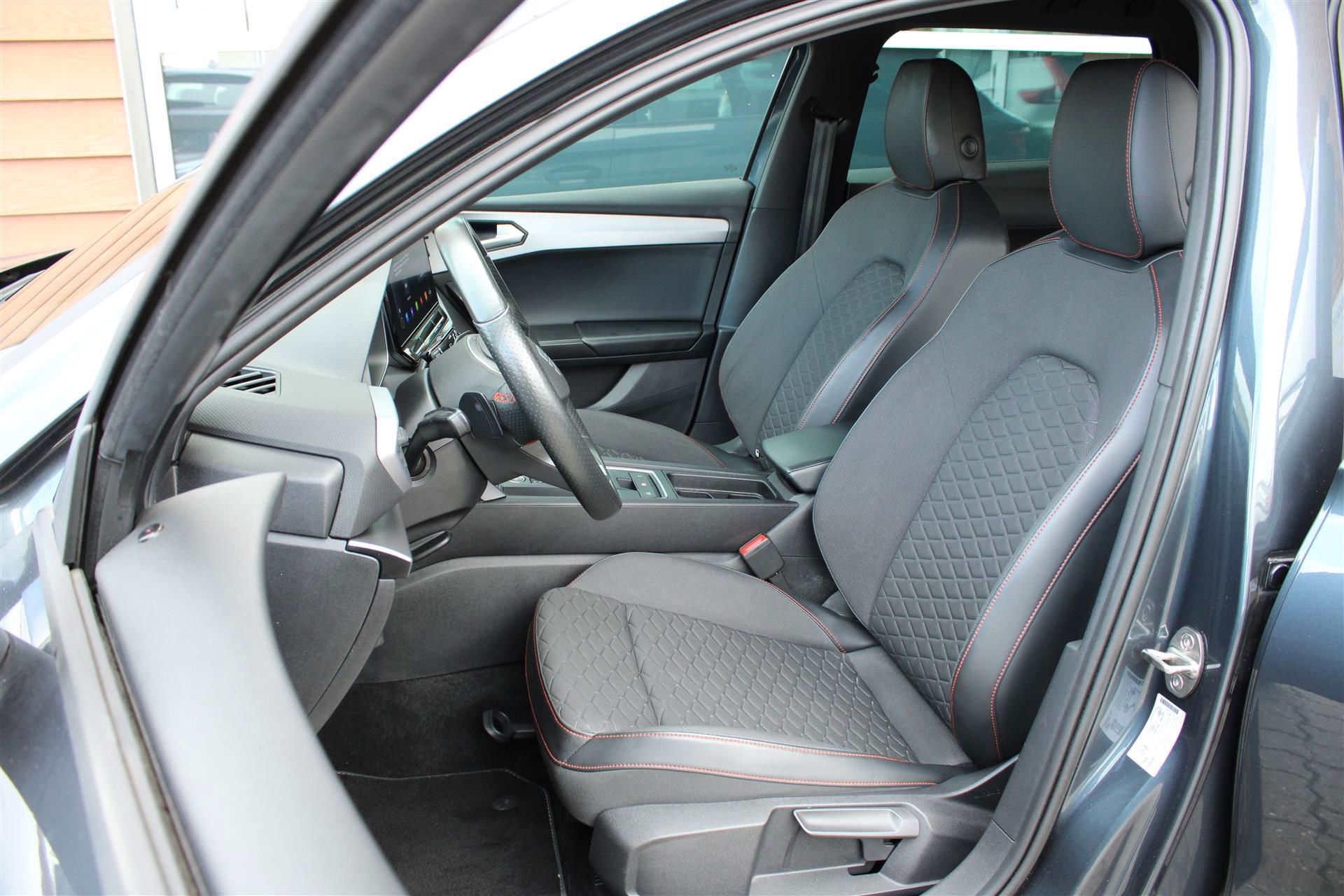 Billede af Seat Leon Sportstourer 1,5 e-TSI  Mild hybrid FR DSG 150HK Stc 7g Aut.