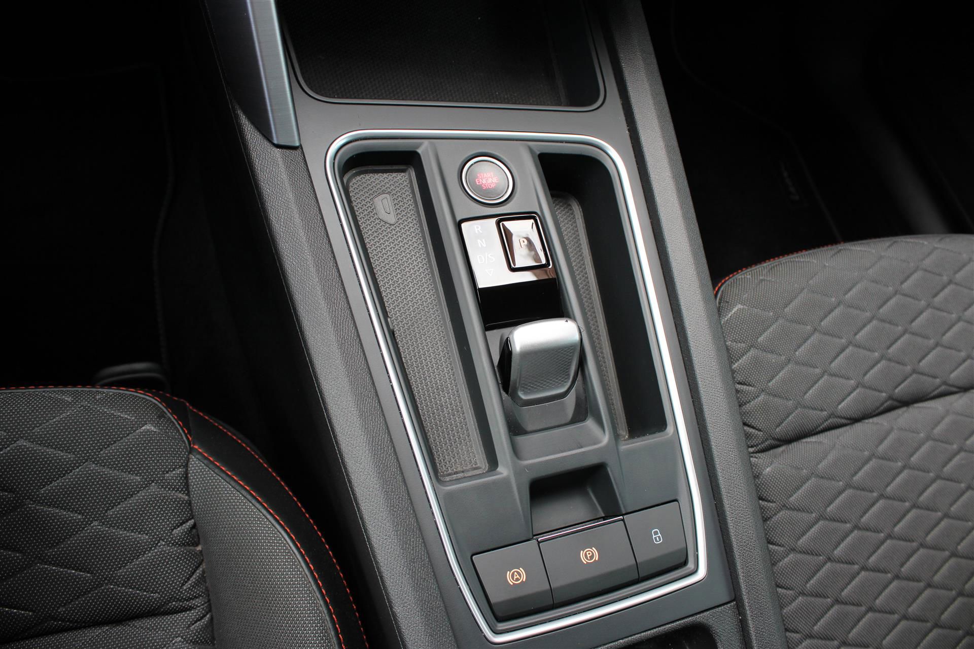 Billede af Seat Leon Sportstourer 1,5 e-TSI  Mild hybrid FR DSG 150HK Stc 7g Aut.