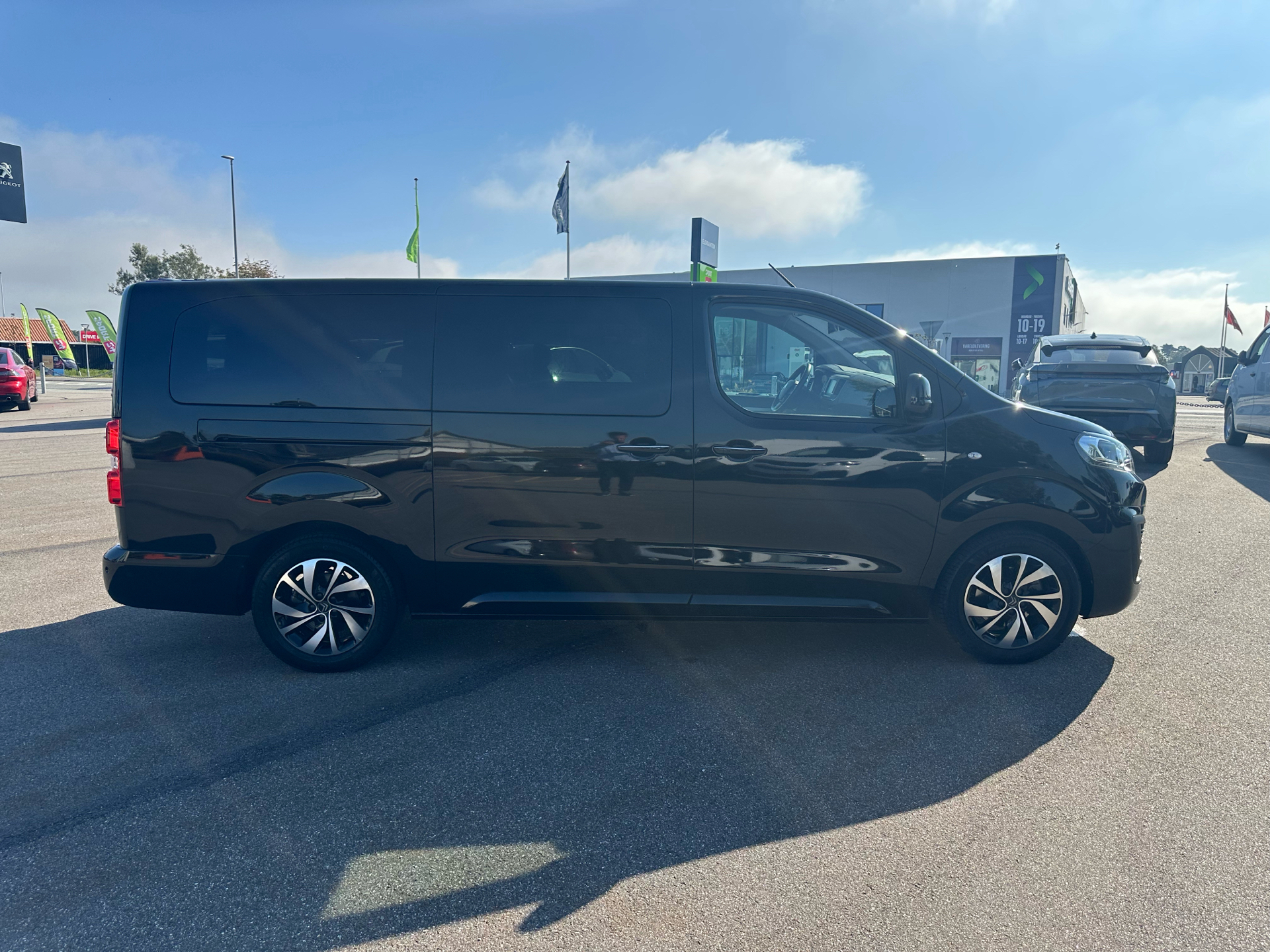 Billede af Citroën e-Spacetourer L3 EL Business Lounge 136HK Aut.