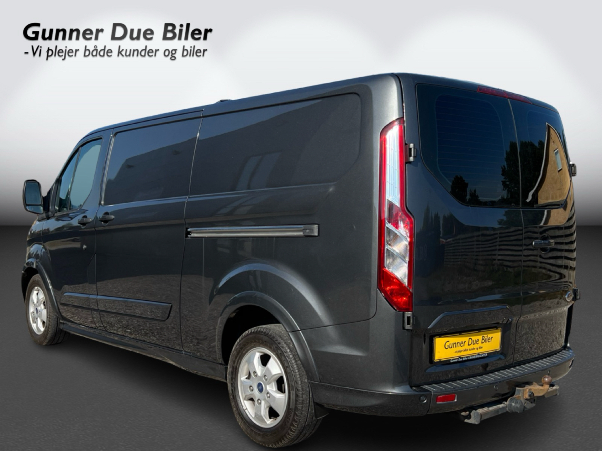 Billede af Ford Transit Custom 290 L2H1 2,0 TDCi Sport 170HK Van 6g Aut.