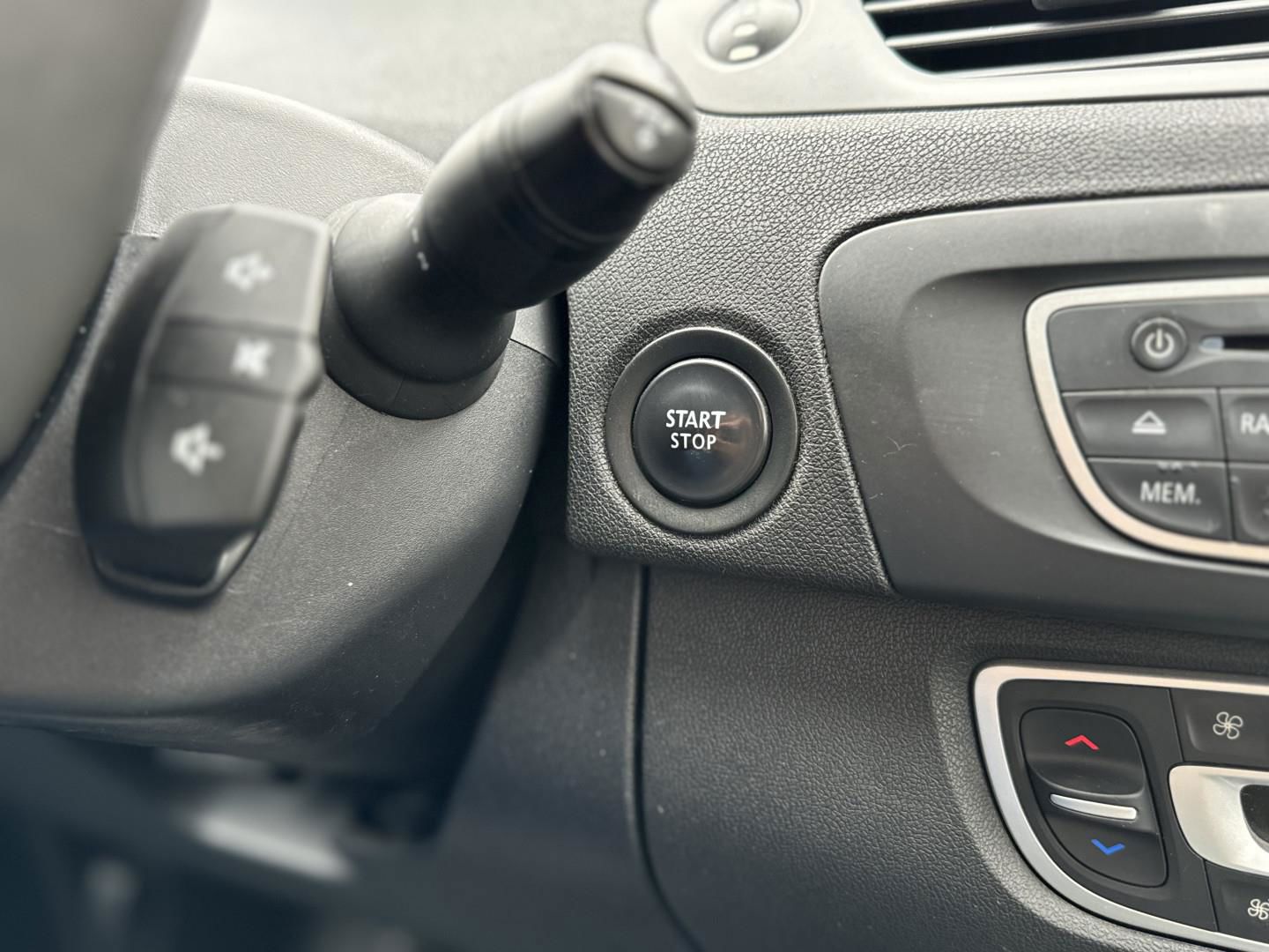 Billede af Renault Scénic 1,5 DCI FAP Authentique 110HK 6g