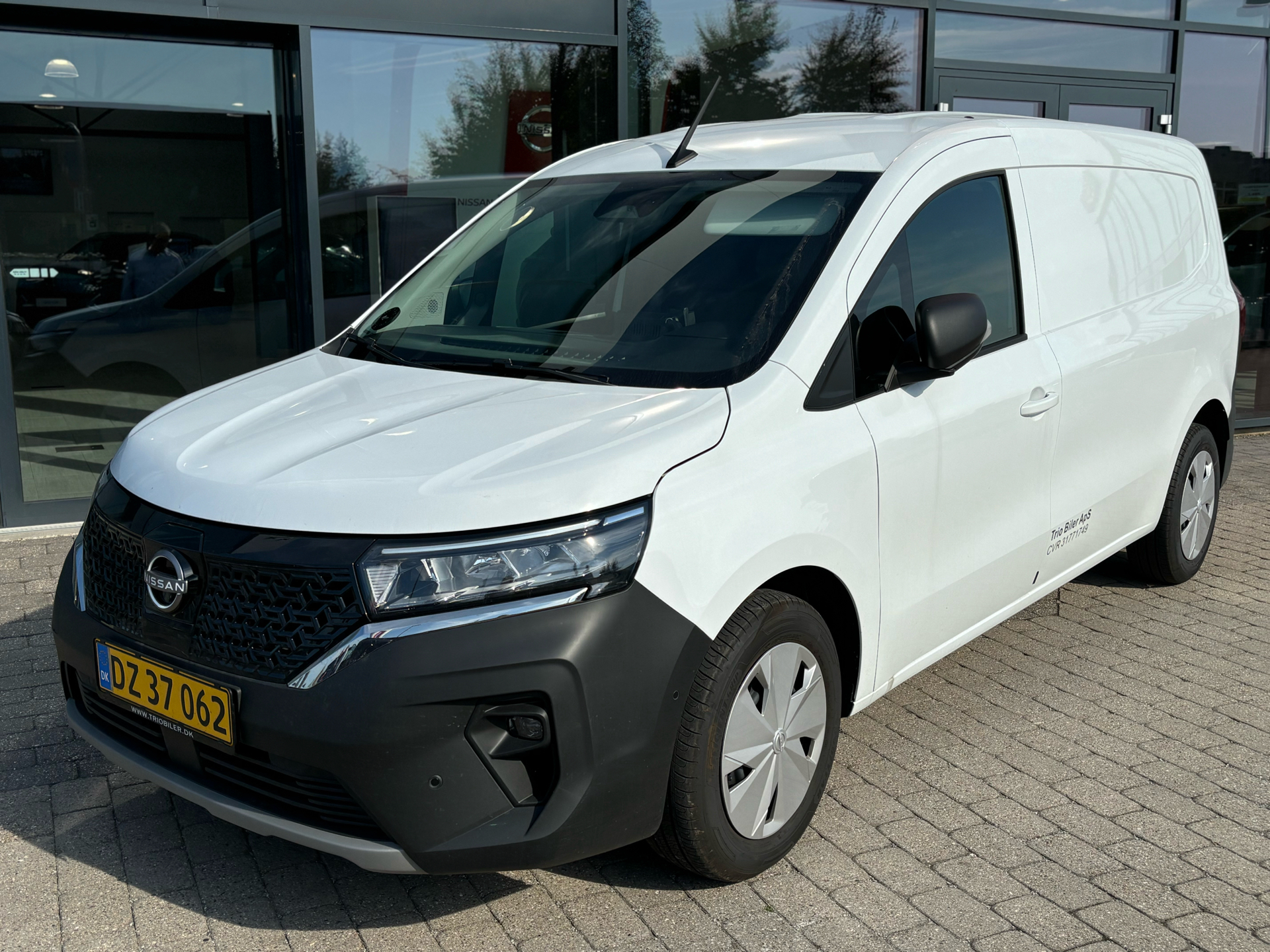 Billede af Nissan Townstar L2 3 Sæder EL N-Connecta 122HK Van Aut.