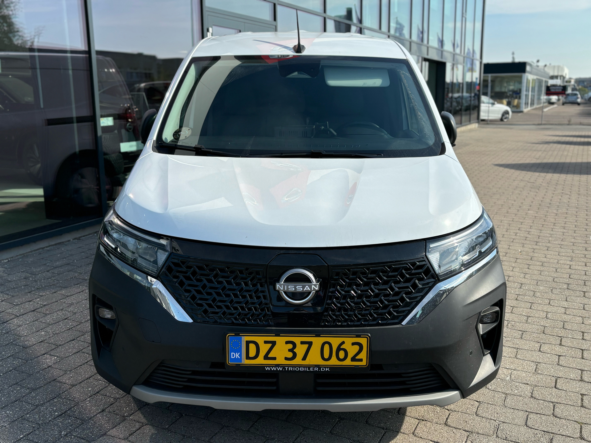 Billede af Nissan Townstar L2 3 Sæder EL N-Connecta 122HK Van Aut.