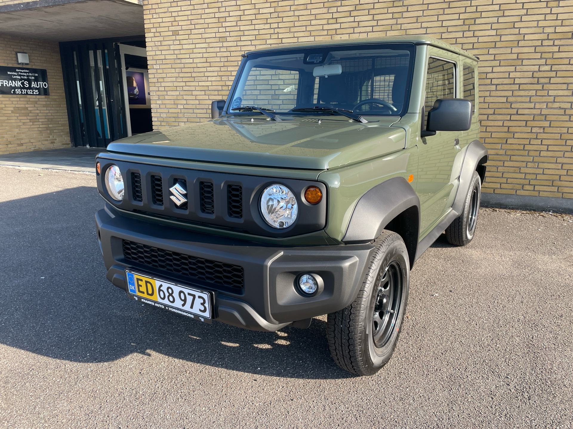 Billede af Suzuki Jimny 1,5 Touch AEB AllGrip 102HK Van