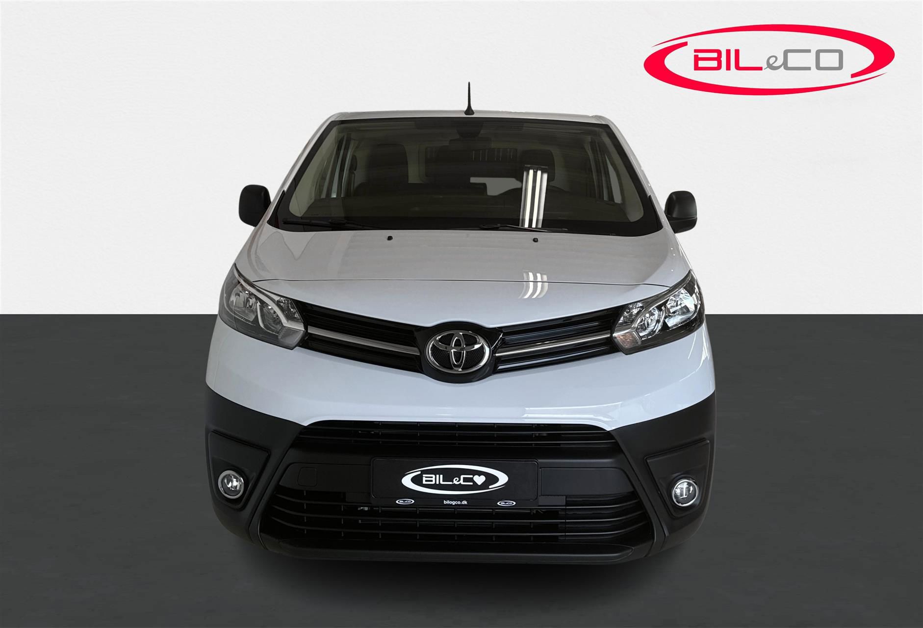 Billede af Toyota Proace 2.0D 144hp Long/En skydedør aut. gear COMFORT MASTER