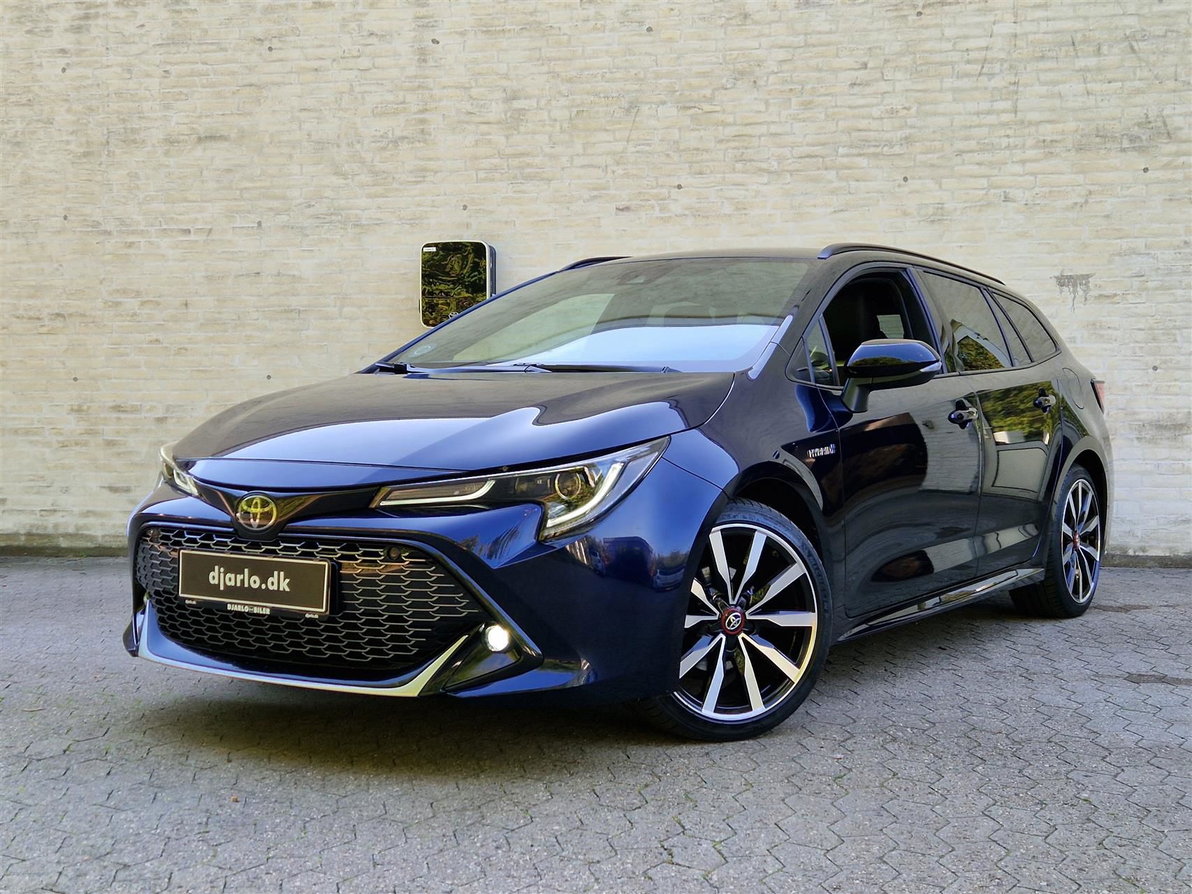 Billede af Toyota Corolla Touring Sports 1,8 Hybrid H3 GR Sport E-CVT 122HK Stc Trinl. Gear