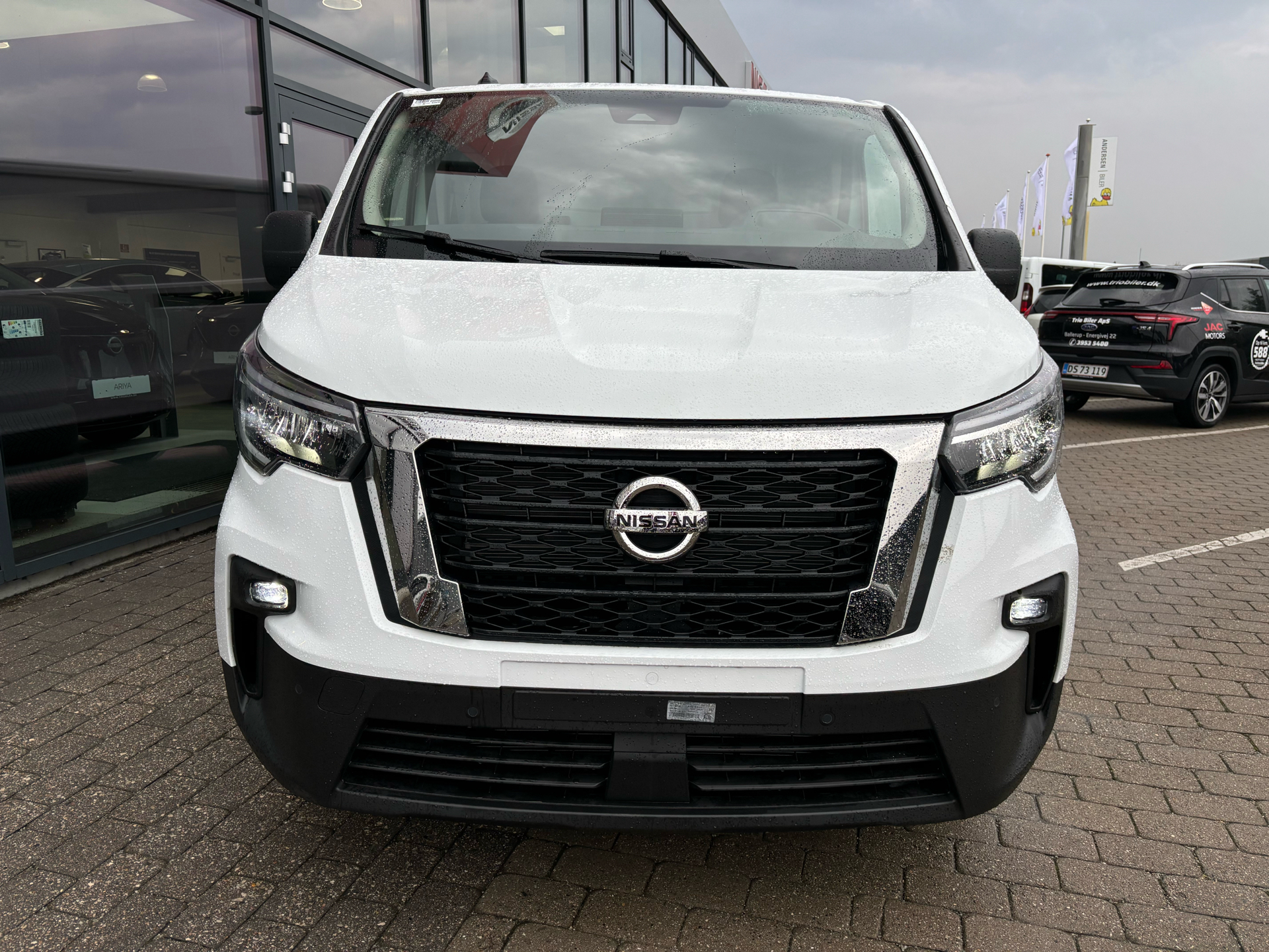 Billede af Nissan Primastar L2H1 2,0 DCi N-Connecta 150HK Van 6g