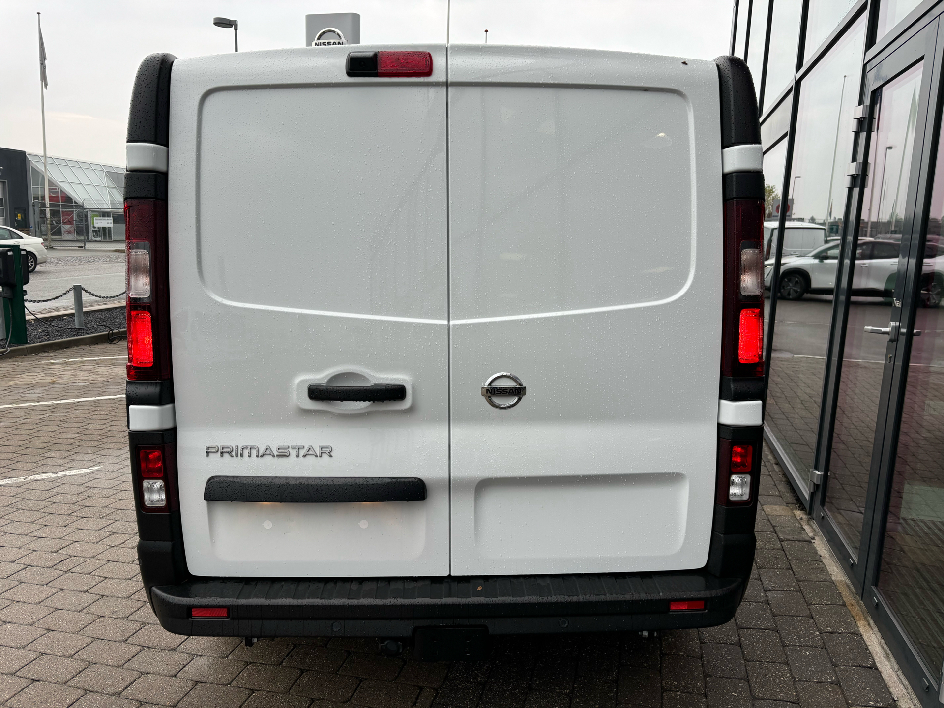 Billede af Nissan Primastar L2H1 2,0 DCi N-Connecta 150HK Van 6g