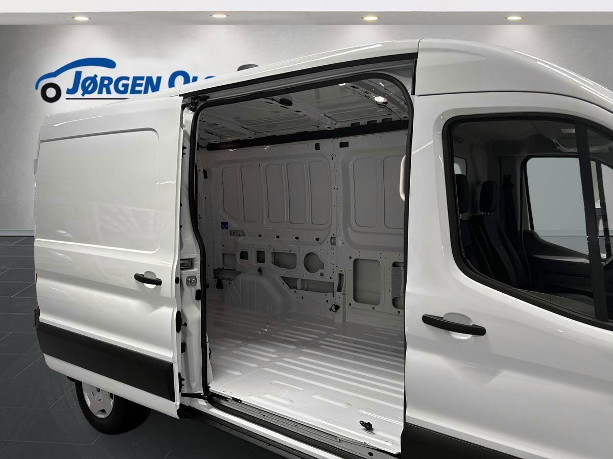 Billede af Ford Transit 350 L3H2 2,0 TDCi Trend 130HK Van 6g