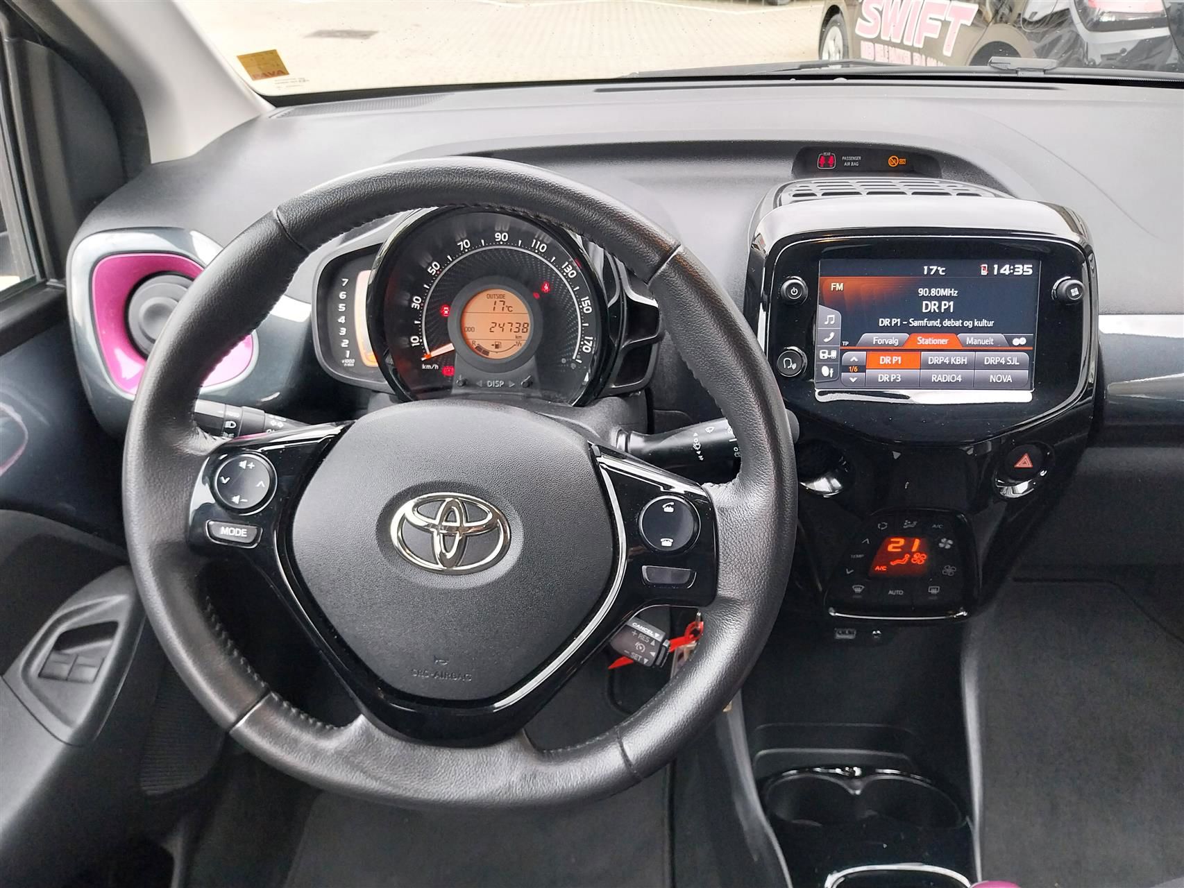 Billede af Toyota Aygo 1,0 VVT-I X-Style + DAB+ 72HK 5d