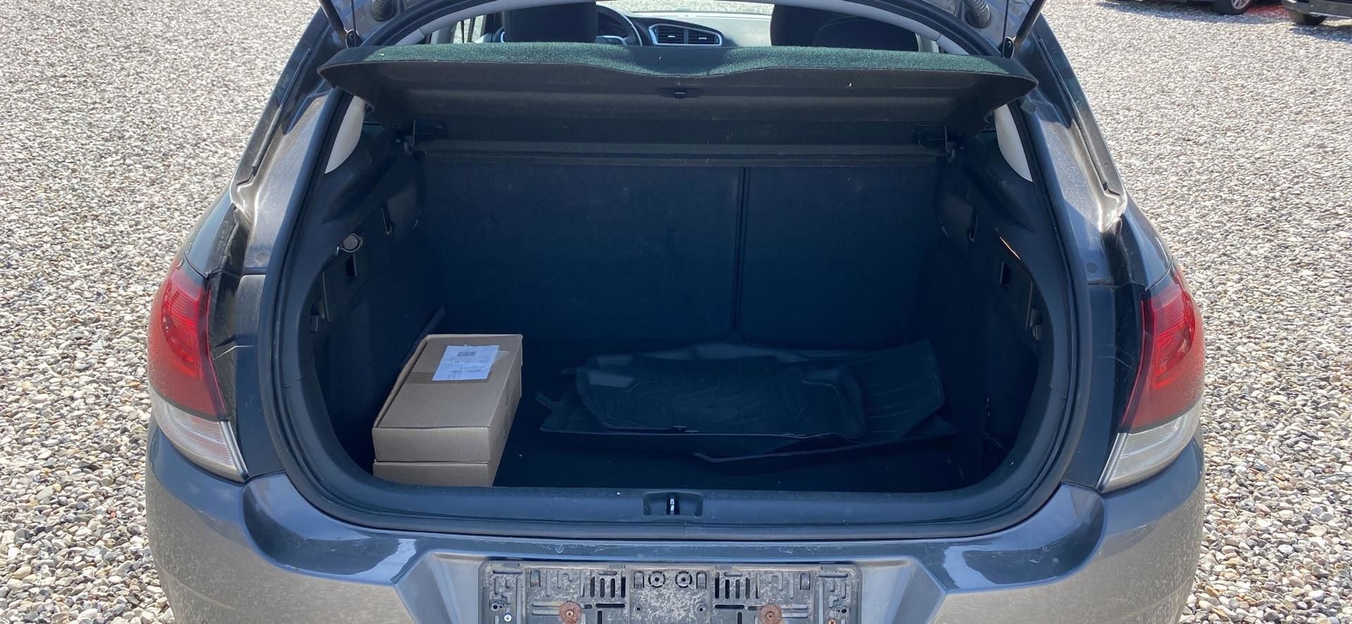 Billede af Citroën C4 1,6 Blue HDi Feel start/stop 120HK 5d 6g