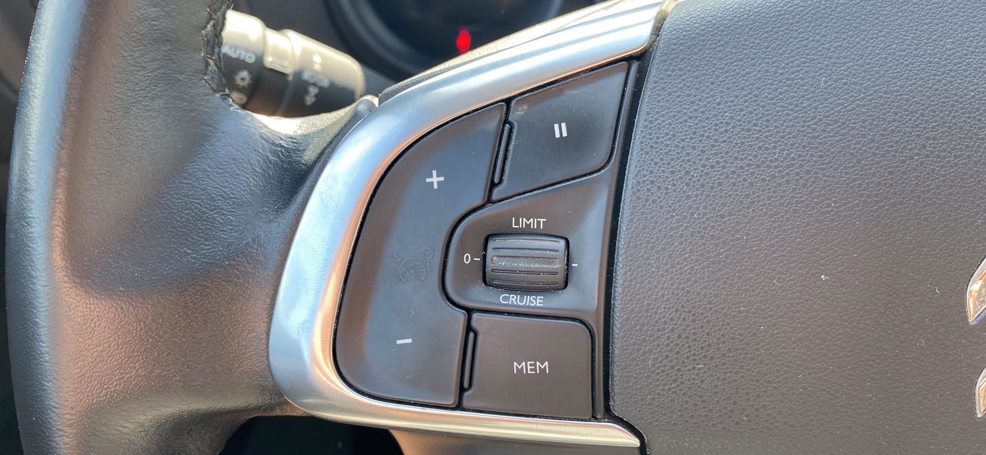 Billede af Citroën C4 1,6 Blue HDi Feel start/stop 120HK 5d 6g