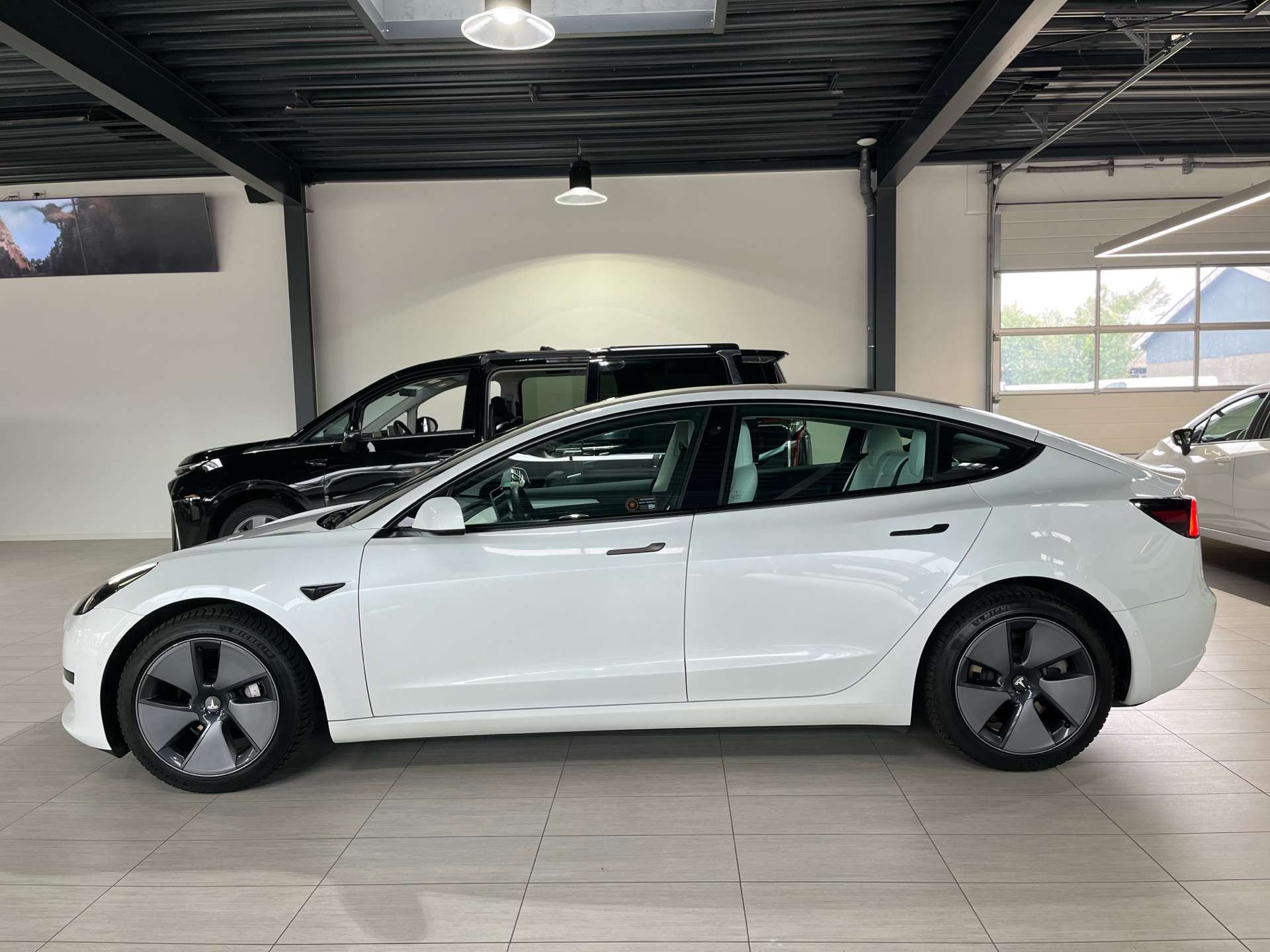 Billede af Tesla Model 3 EL Standard Range Plus 325HK Aut.