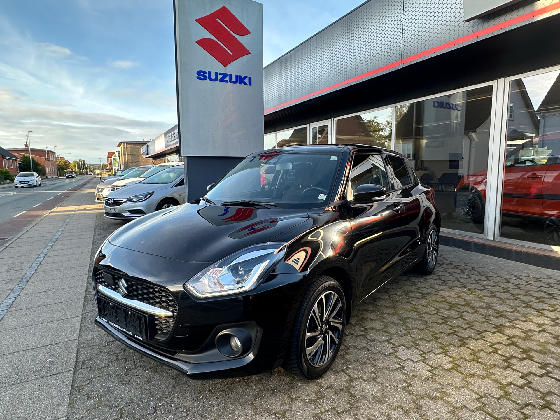 Billede af Suzuki Swift 1,2 Dualjet  Mild hybrid Exclusive AEB SKY 83HK 5d