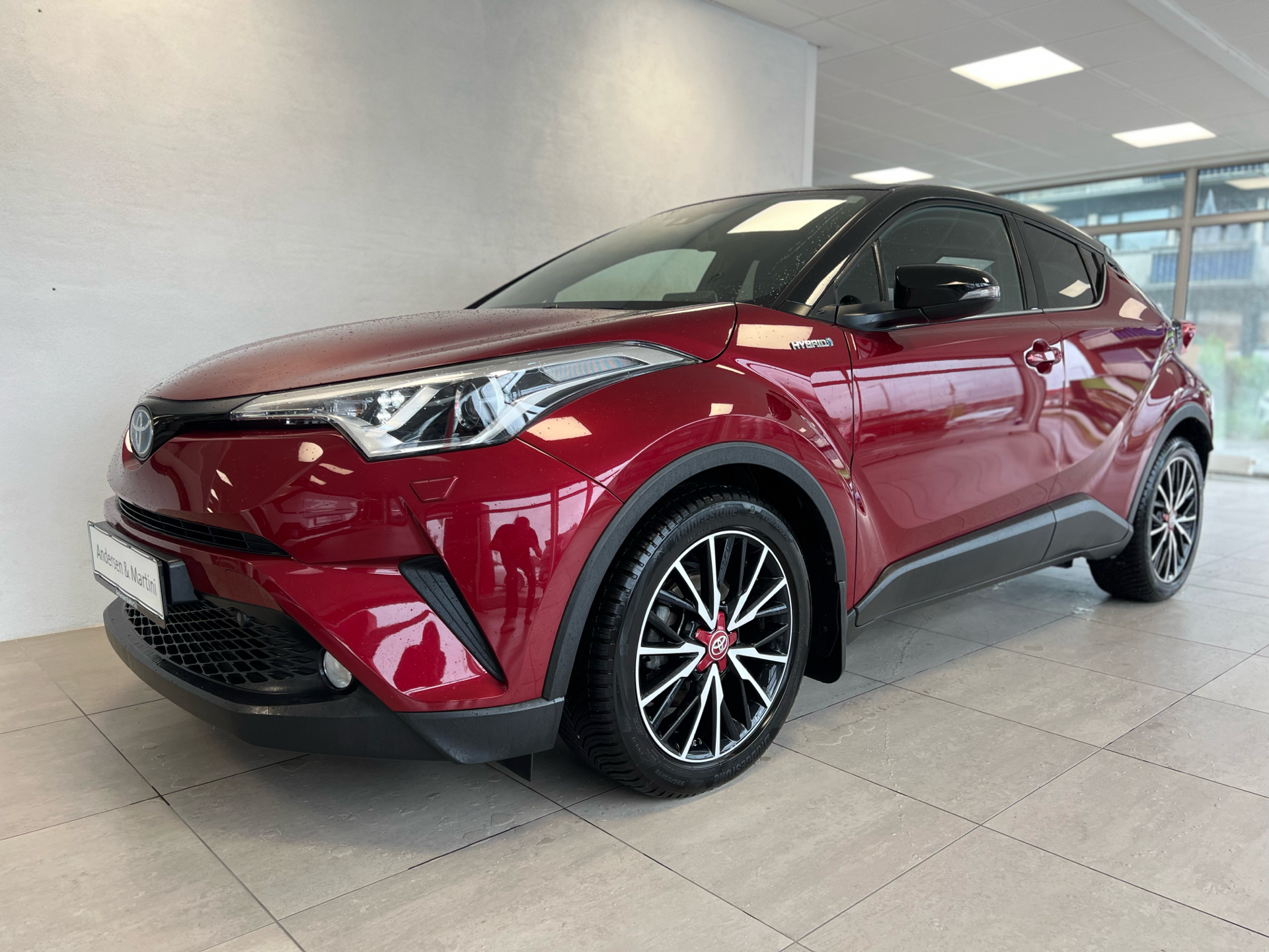 Billede af Toyota C-HR 1,8 Hybrid Selected Multidrive S 122HK 5d Aut.