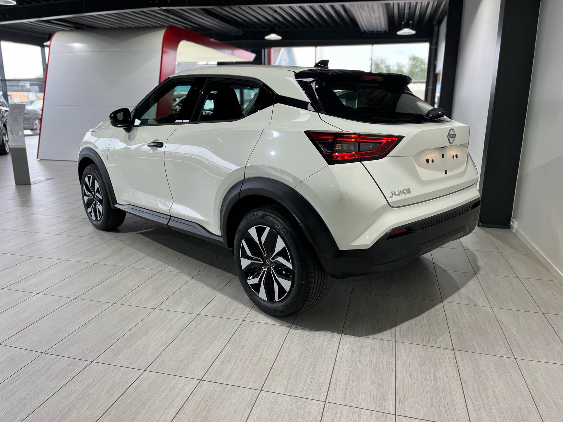 Billede af Nissan Juke 1,0 Dig-T Acenta DCT 114HK 5d 7g Aut.