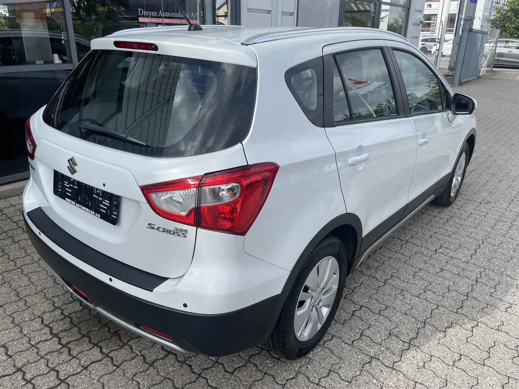 Billede af Suzuki S-Cross 1,6 16V GL+ 120HK 5d