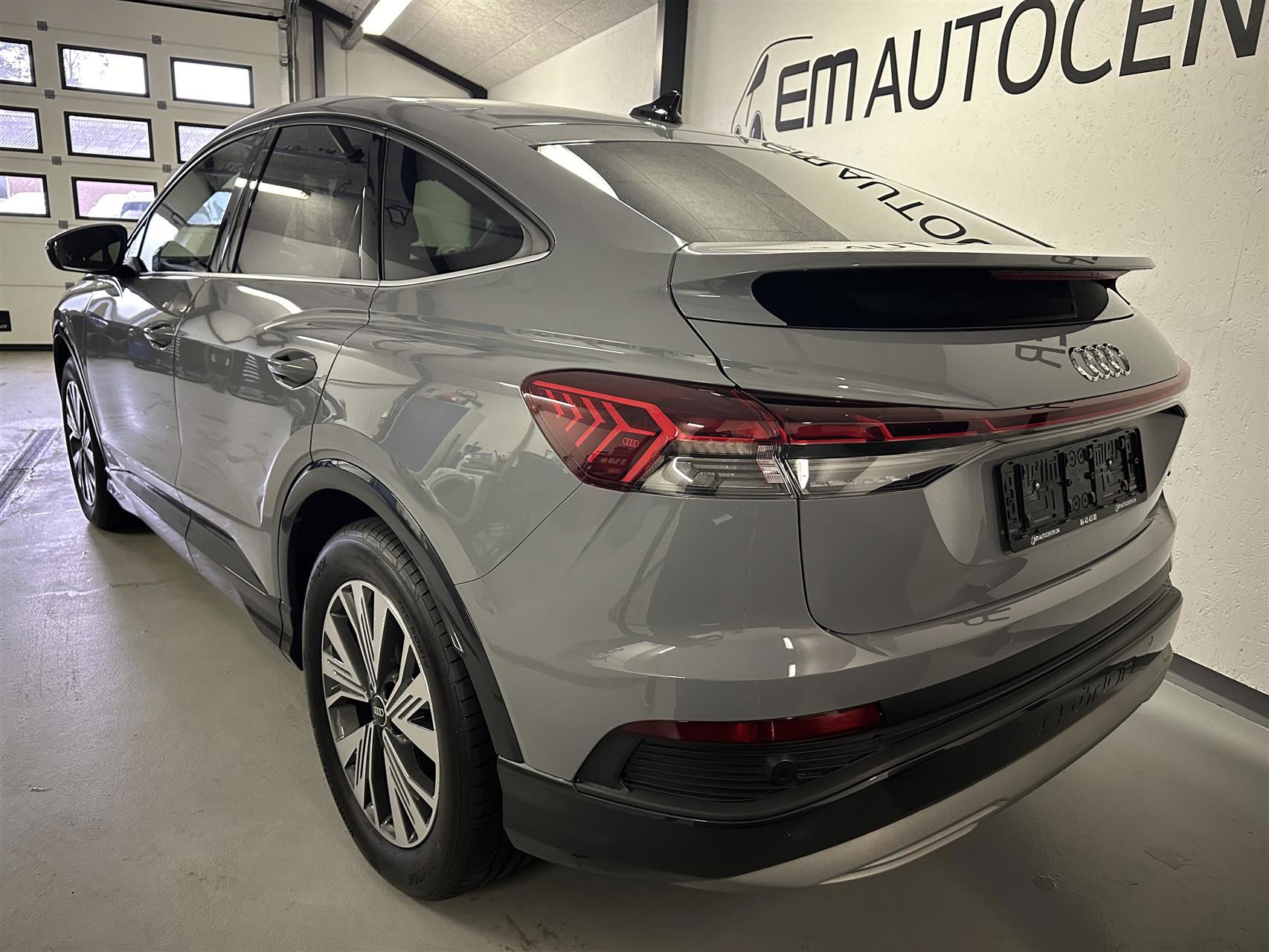 Billede af Audi Q4 Sportback 50 E-tron Attitude Quattro 299HK 5d Aut.