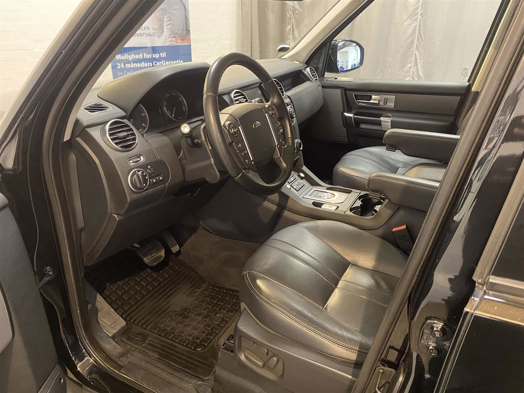 Billede af Land Rover Discovery 3,0 SD V6 HSE 4x4 256HK 5d 8g Aut.