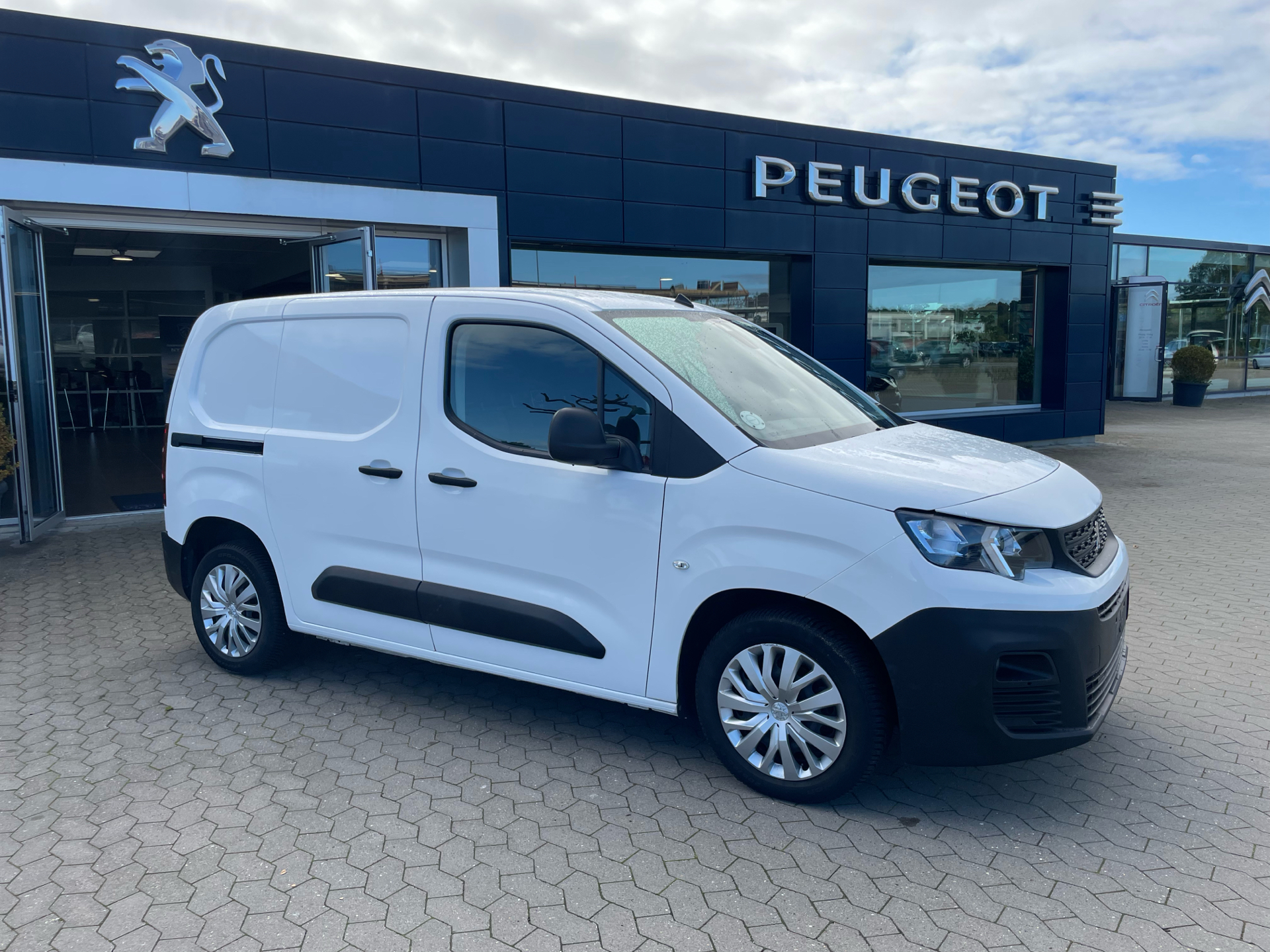 Billede af Peugeot Partner L1 V1 1,5 BlueHDi Plus 100HK Van